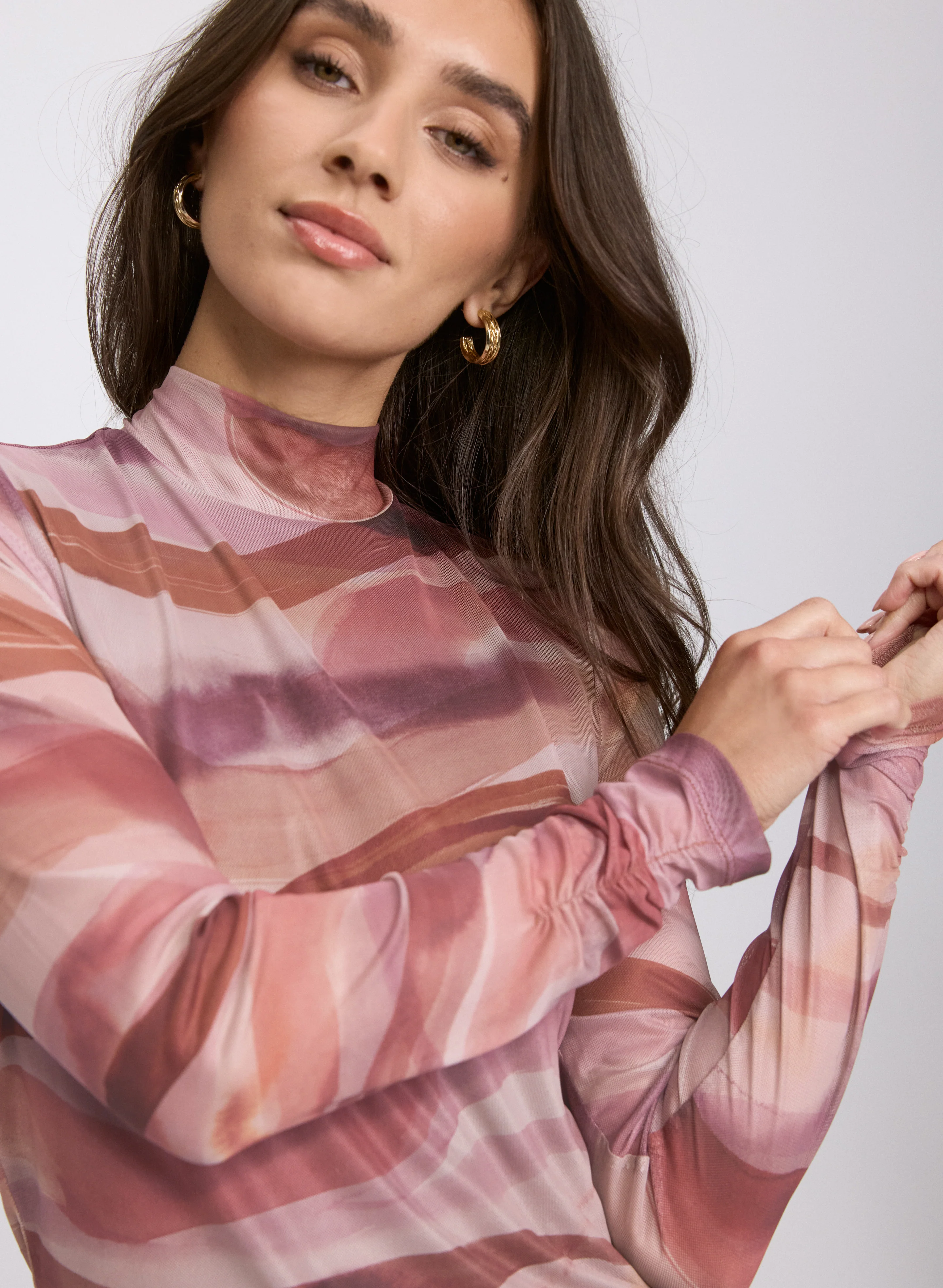 Abstract Mesh Top - Image 5