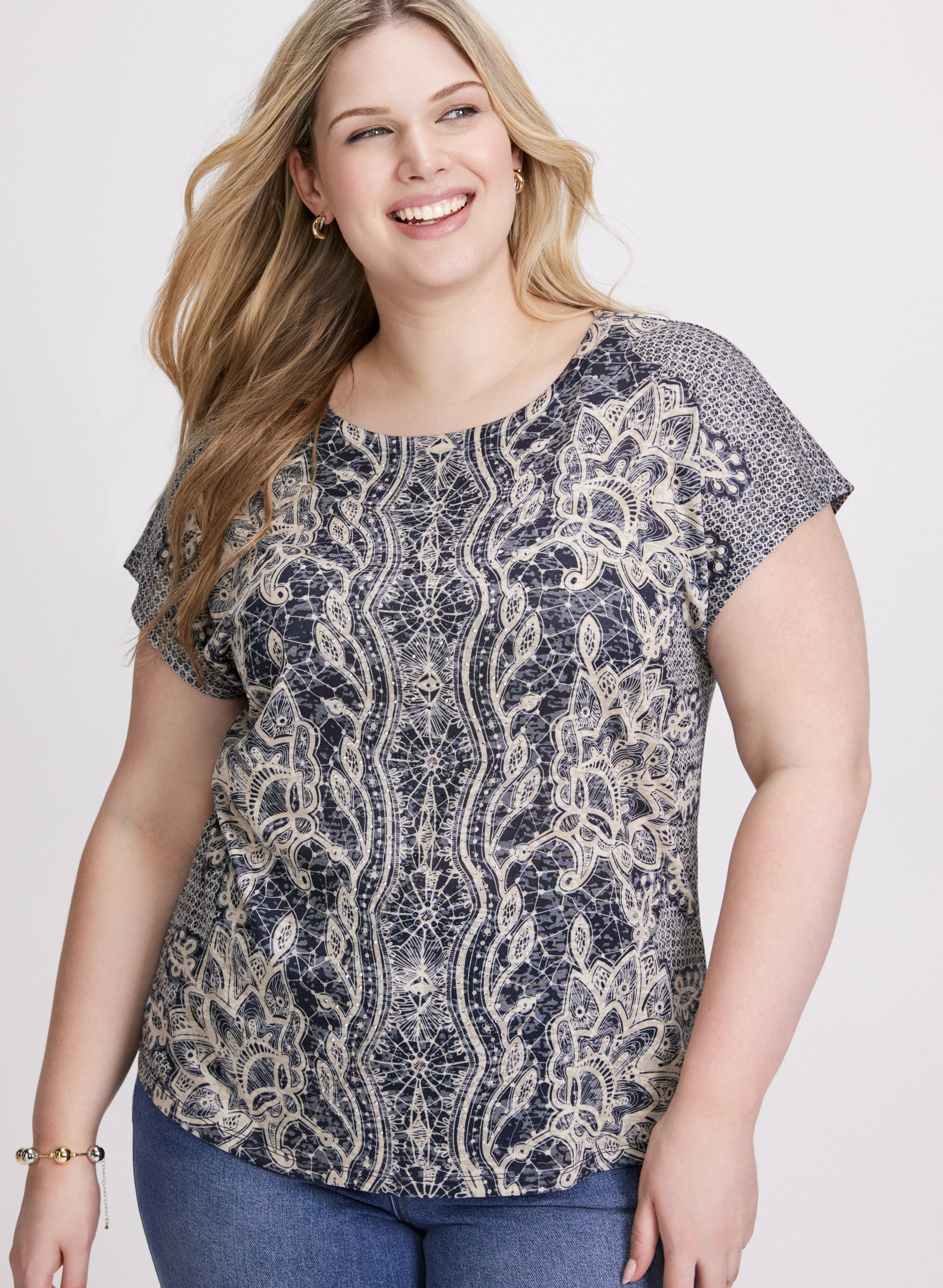Abstract Rhinestone Embellished T-Shirt - Image 5