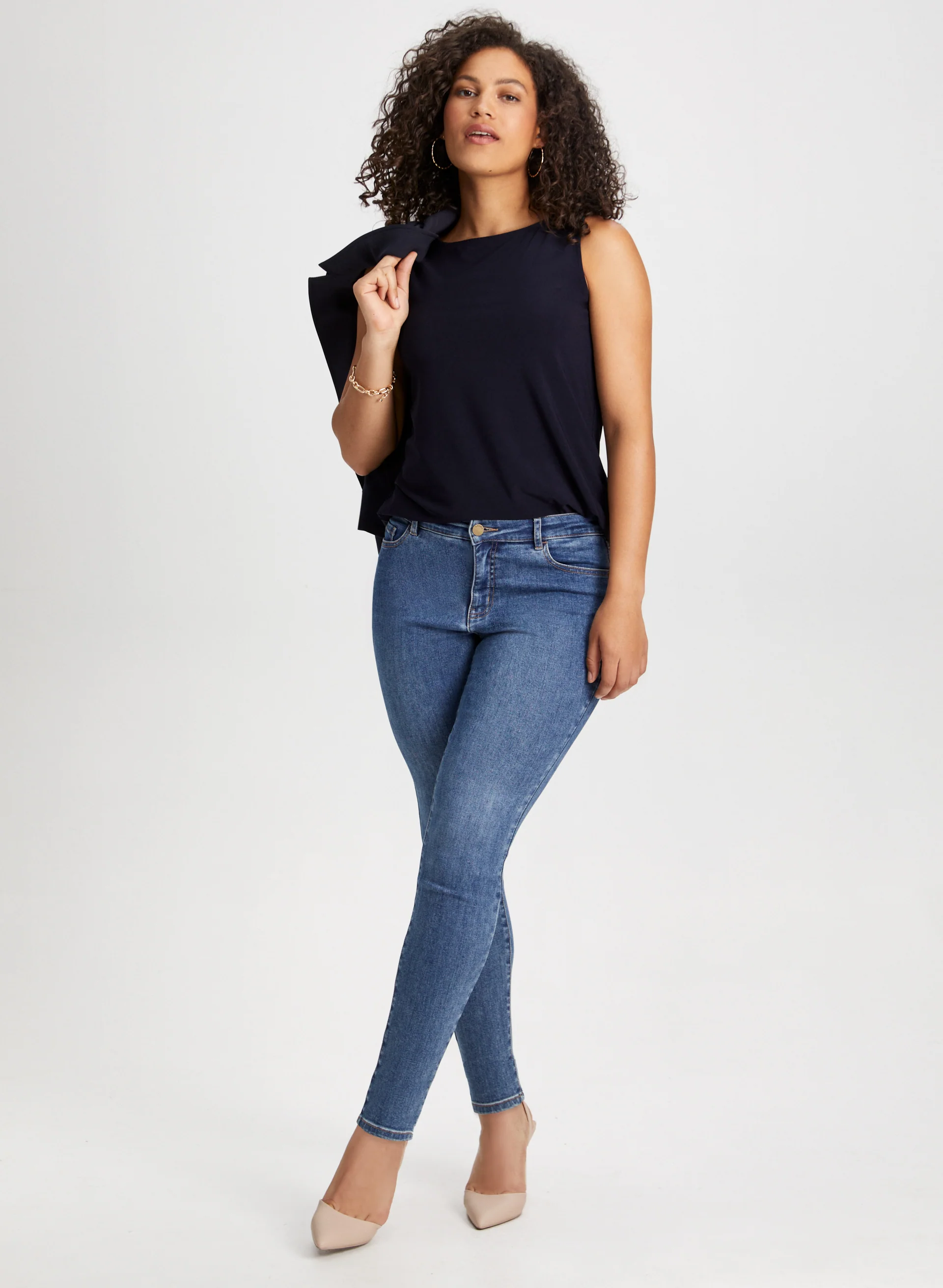 Basic Sleeveless Top - Image 3