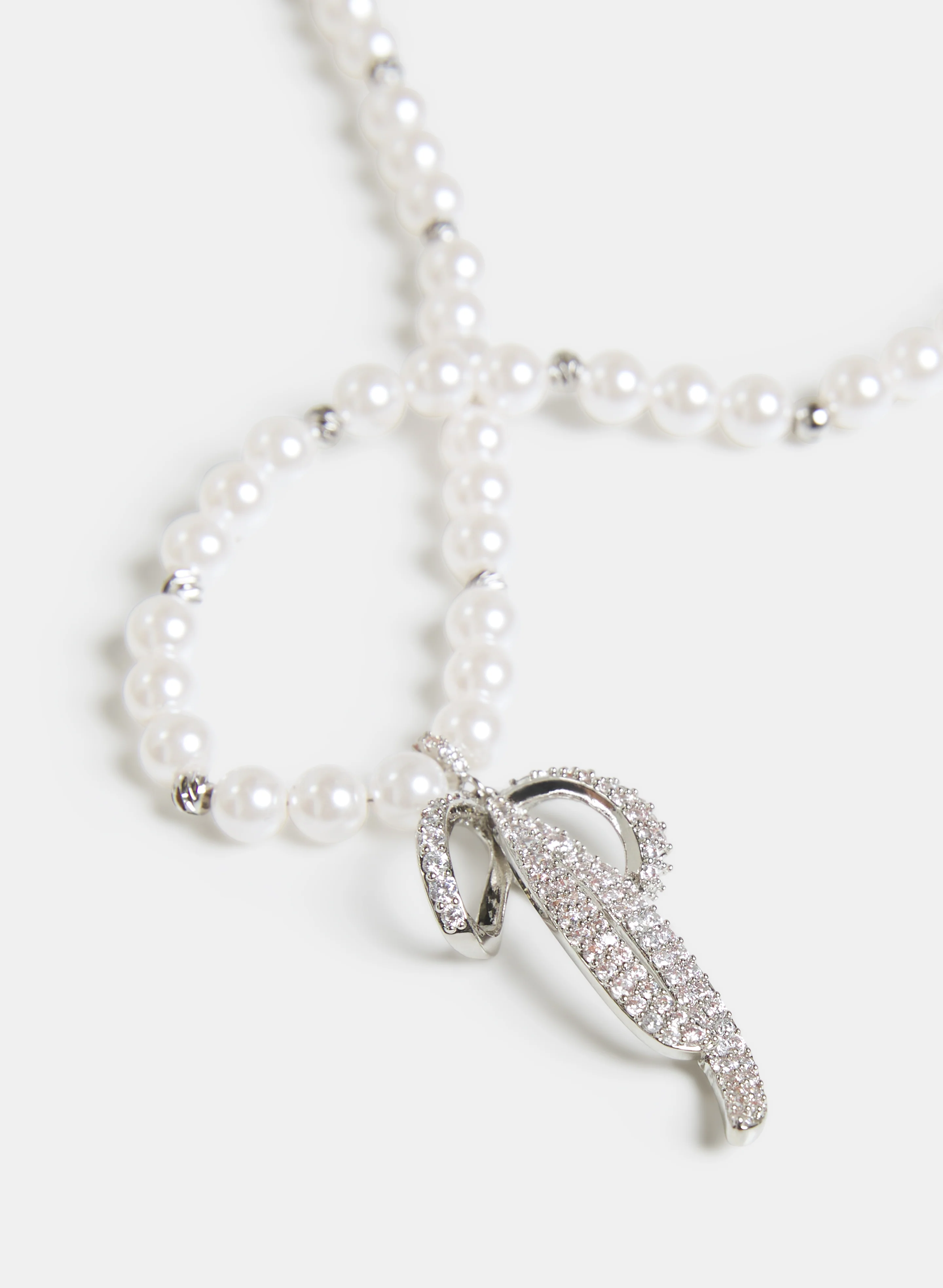Bow Pendant Pearl Necklace - Image 2