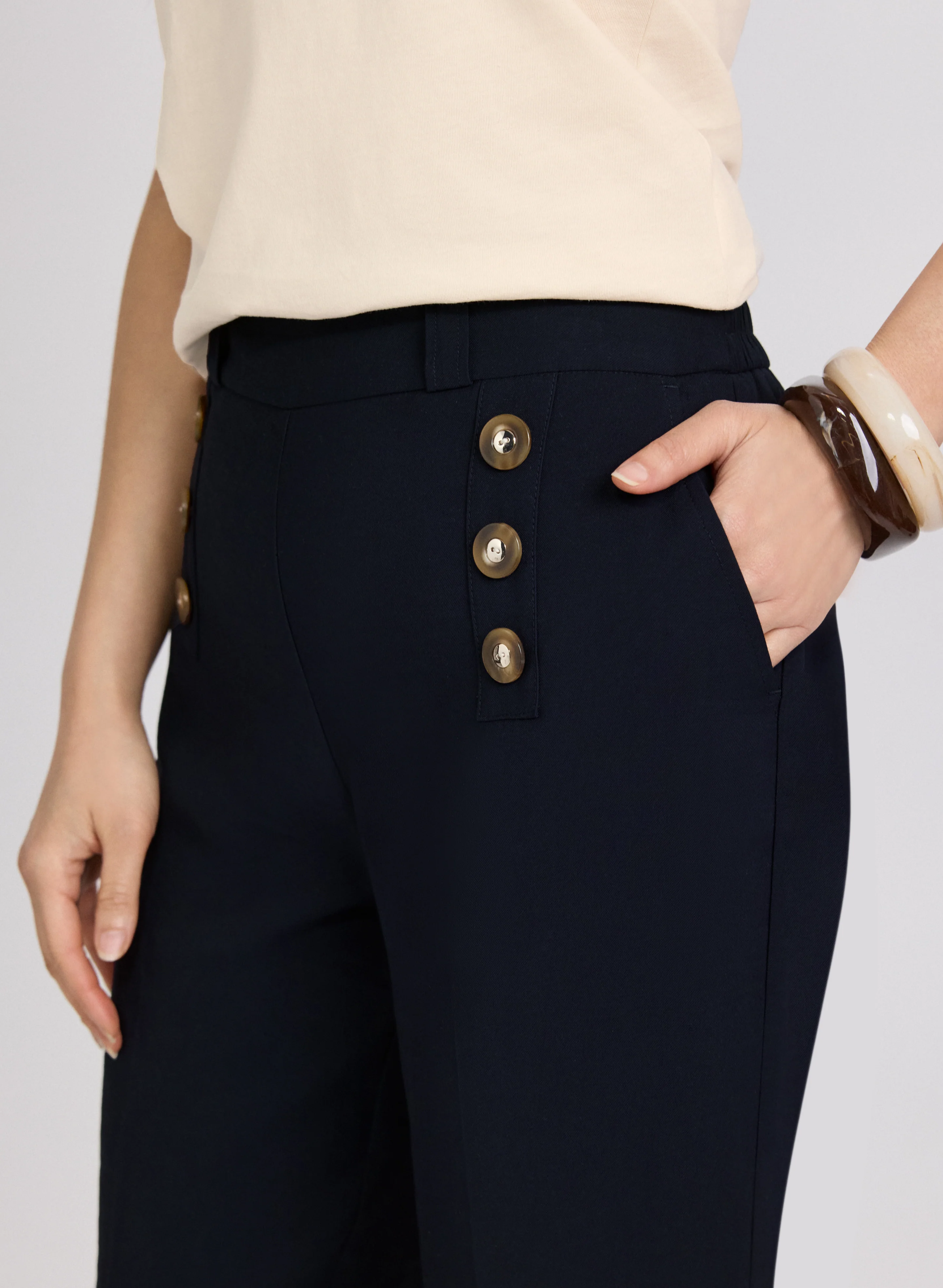 Button Detail Capris - Image 2