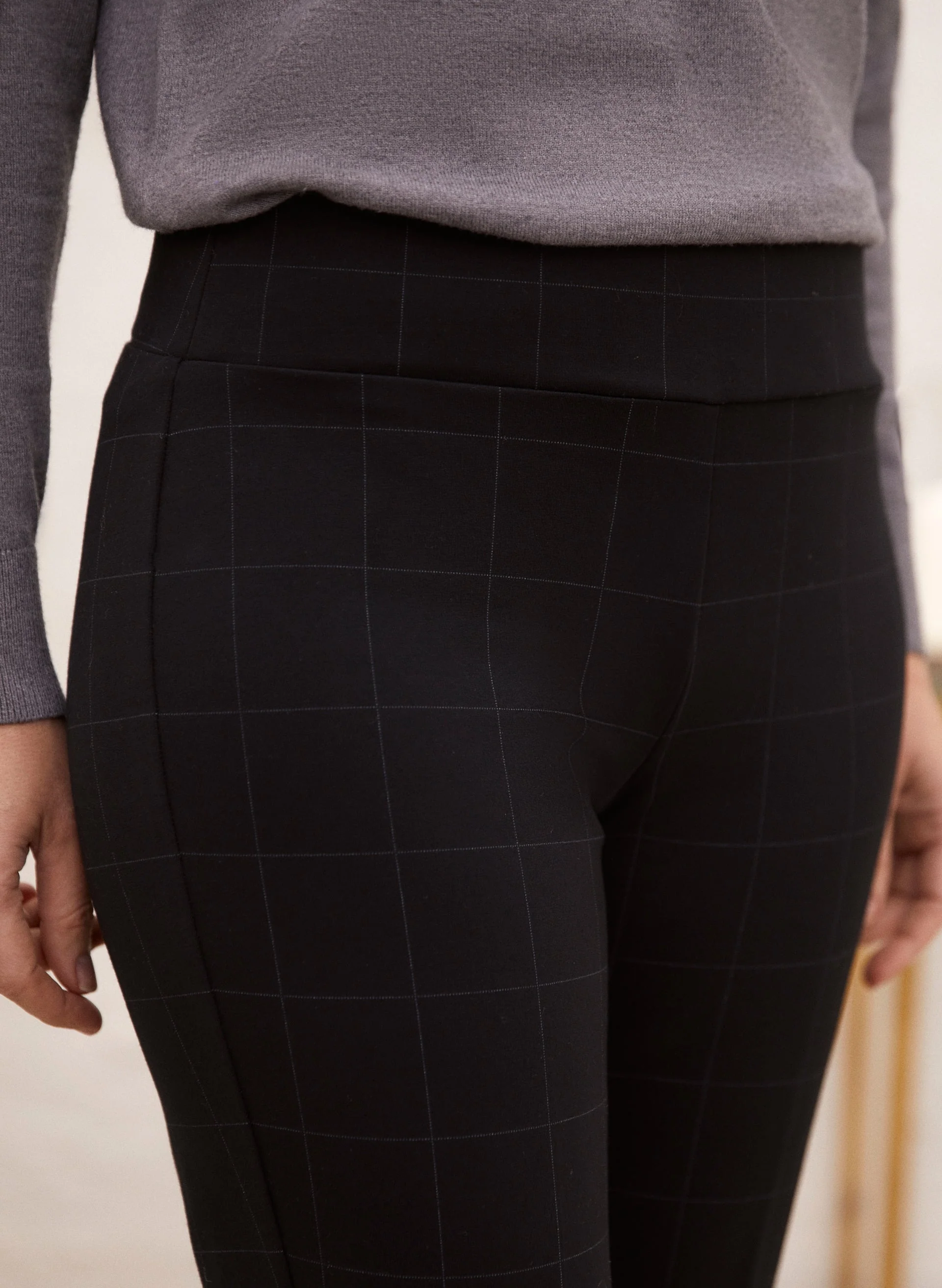 Checkered Print Pull-On Pants - Image 4