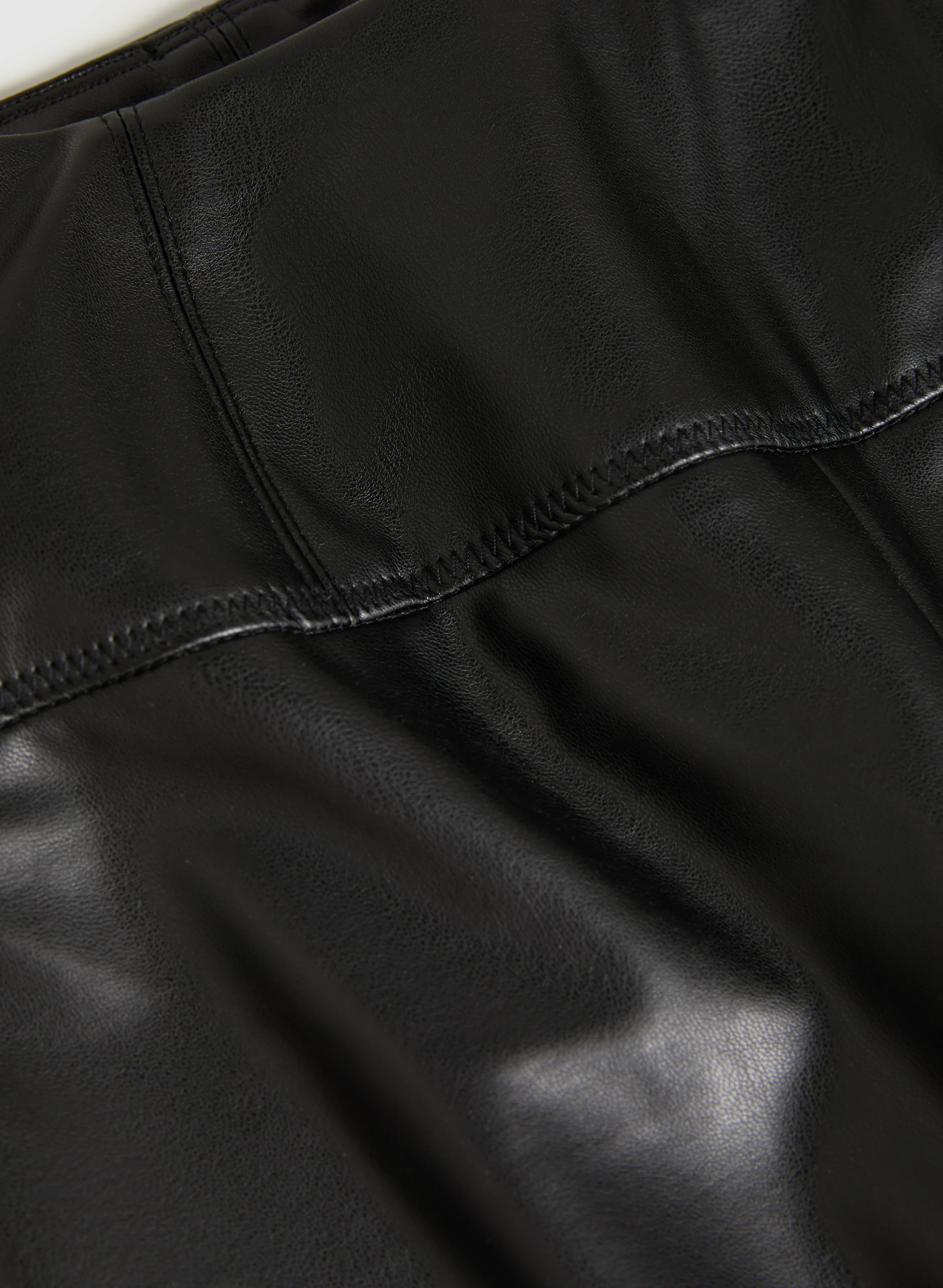 Chloe Fit Vegan Leather Leggings - Image 7