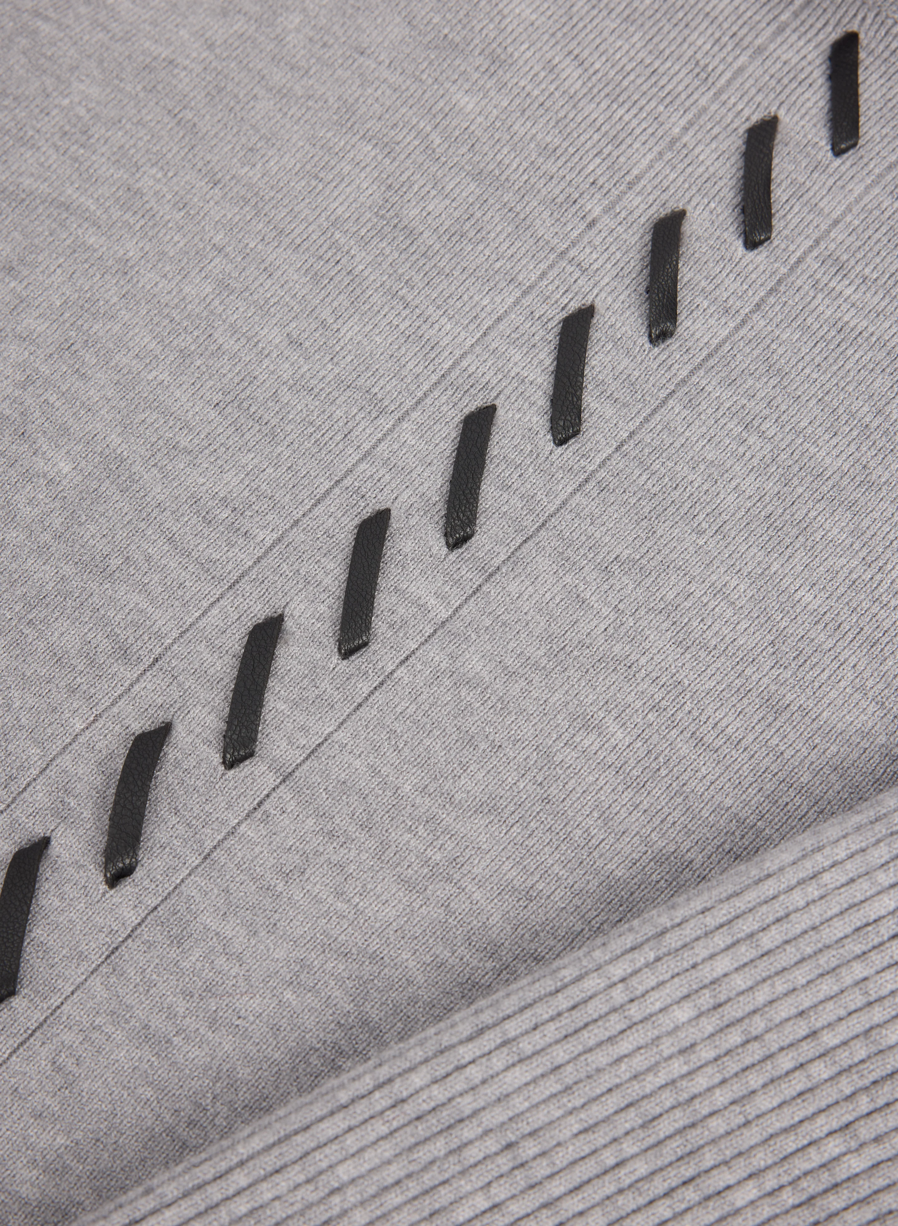 Contrast Cowl Neck Sweater - Image 7