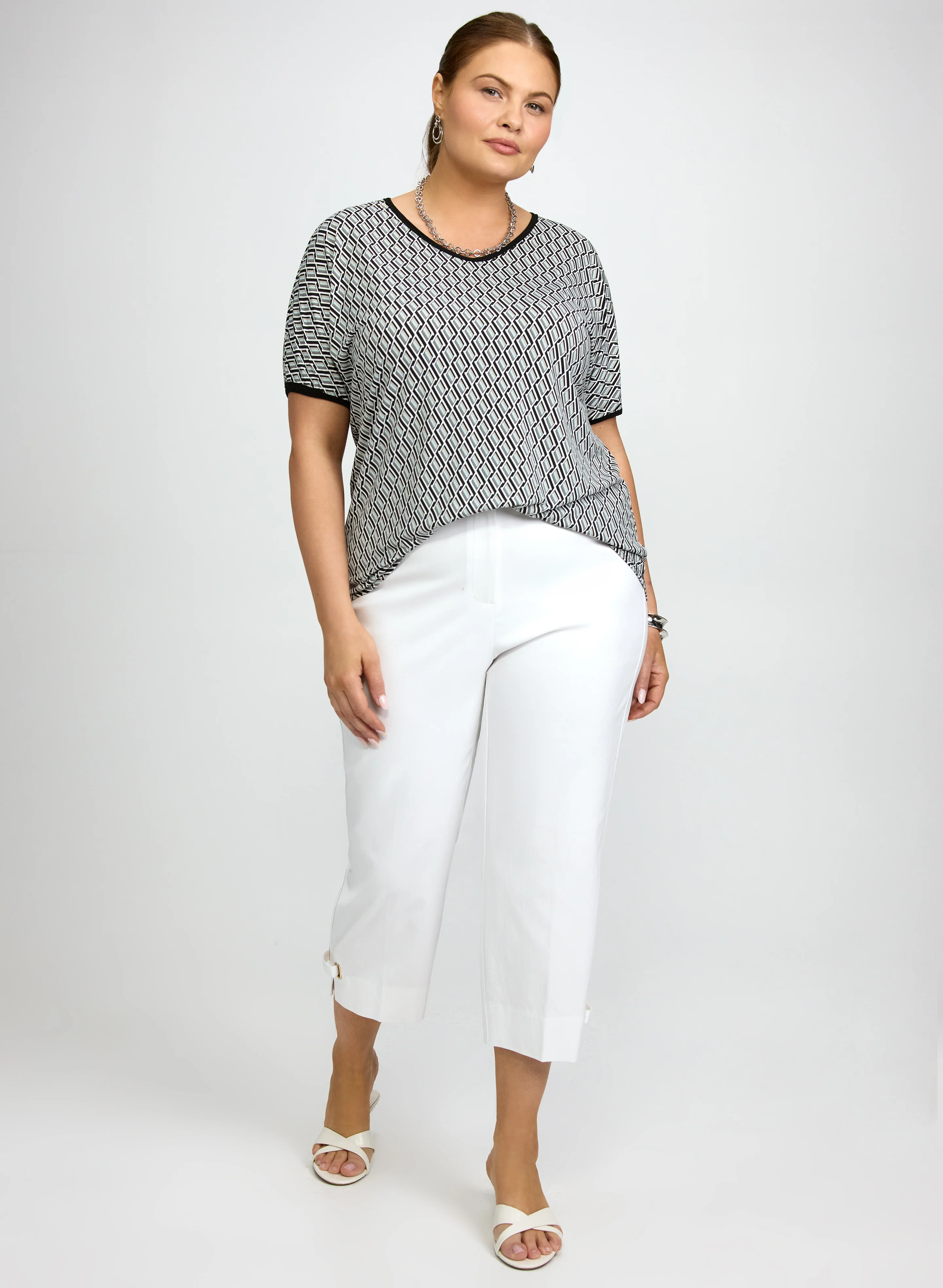 Contrast Geometric Top - Image 3