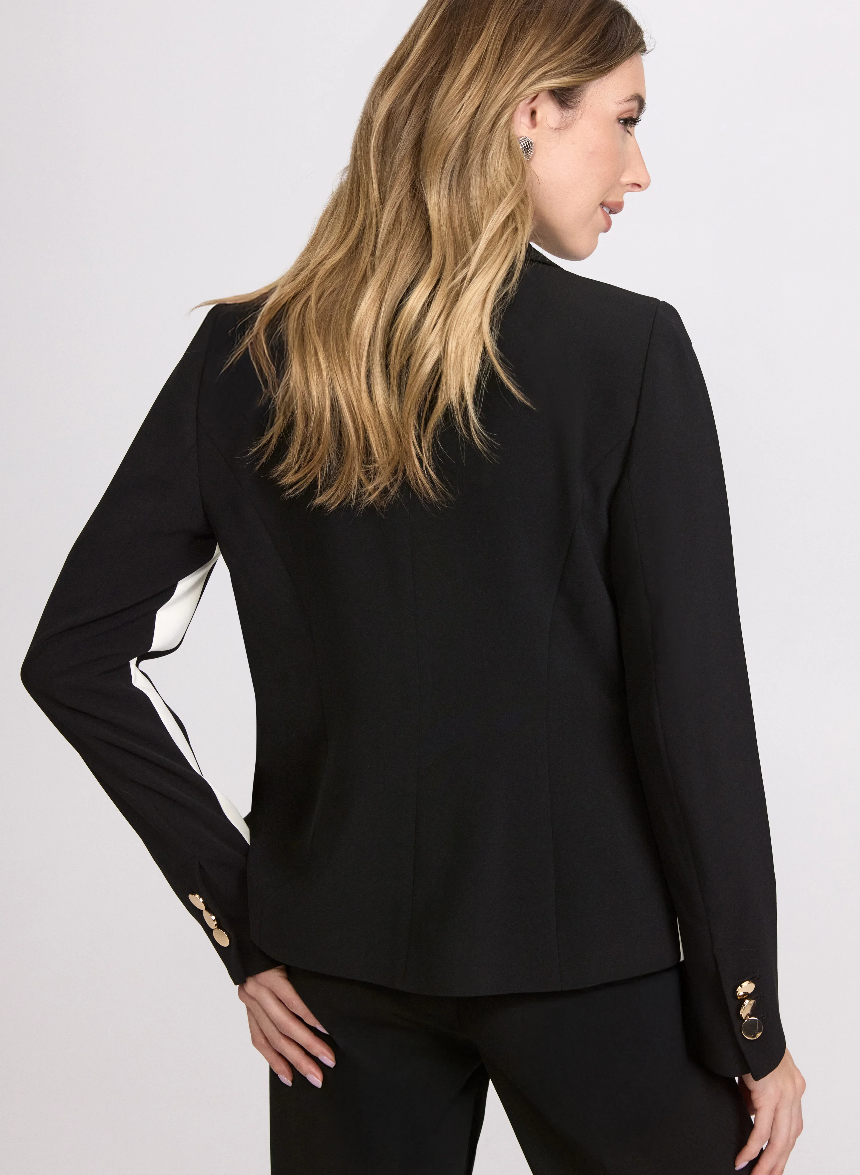 Contrast Saddle Seam Blazer - Image 4