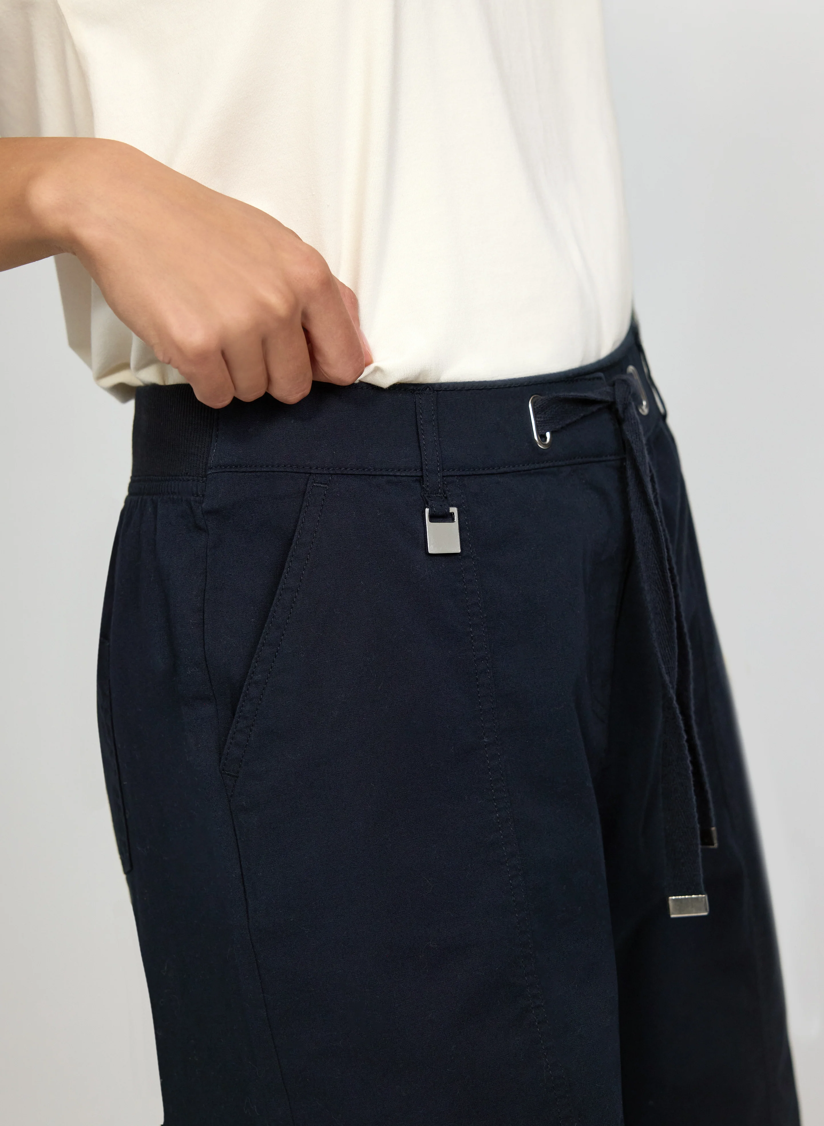 Cotton-Blend Drawstring Shorts - Image 4