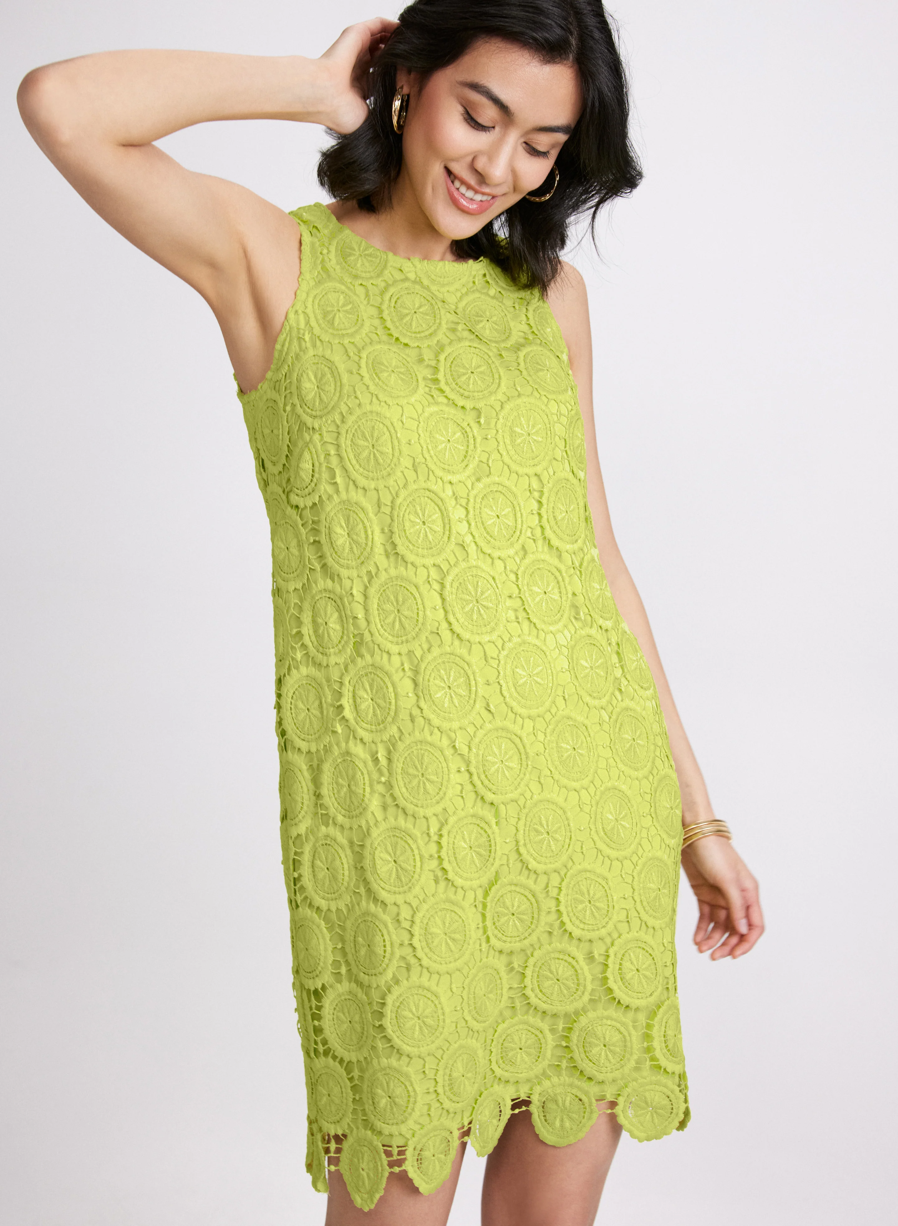 Sleeveless Crochet Dress - Image 4