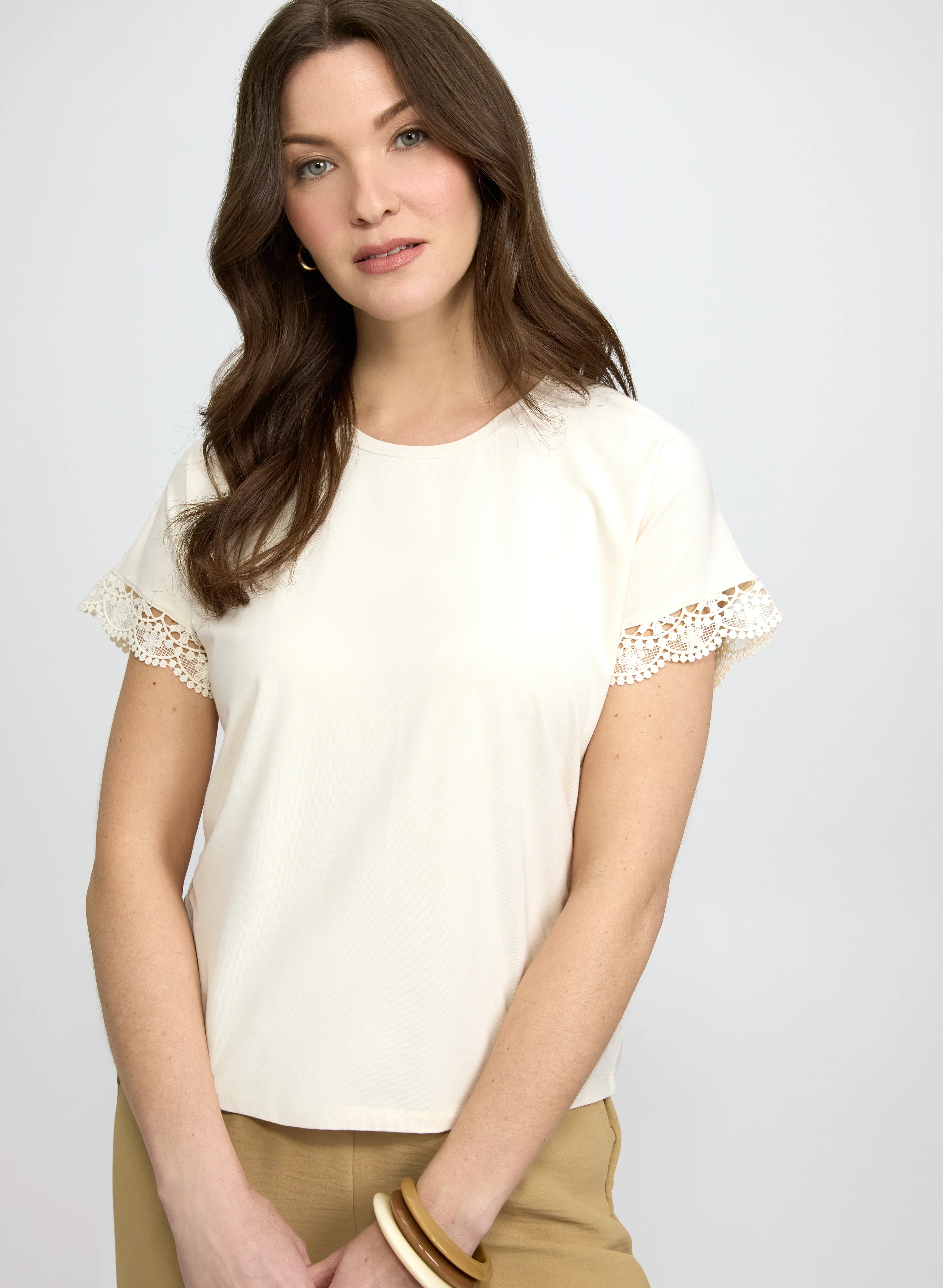 Crochet Trim T-Shirt - Image 5
