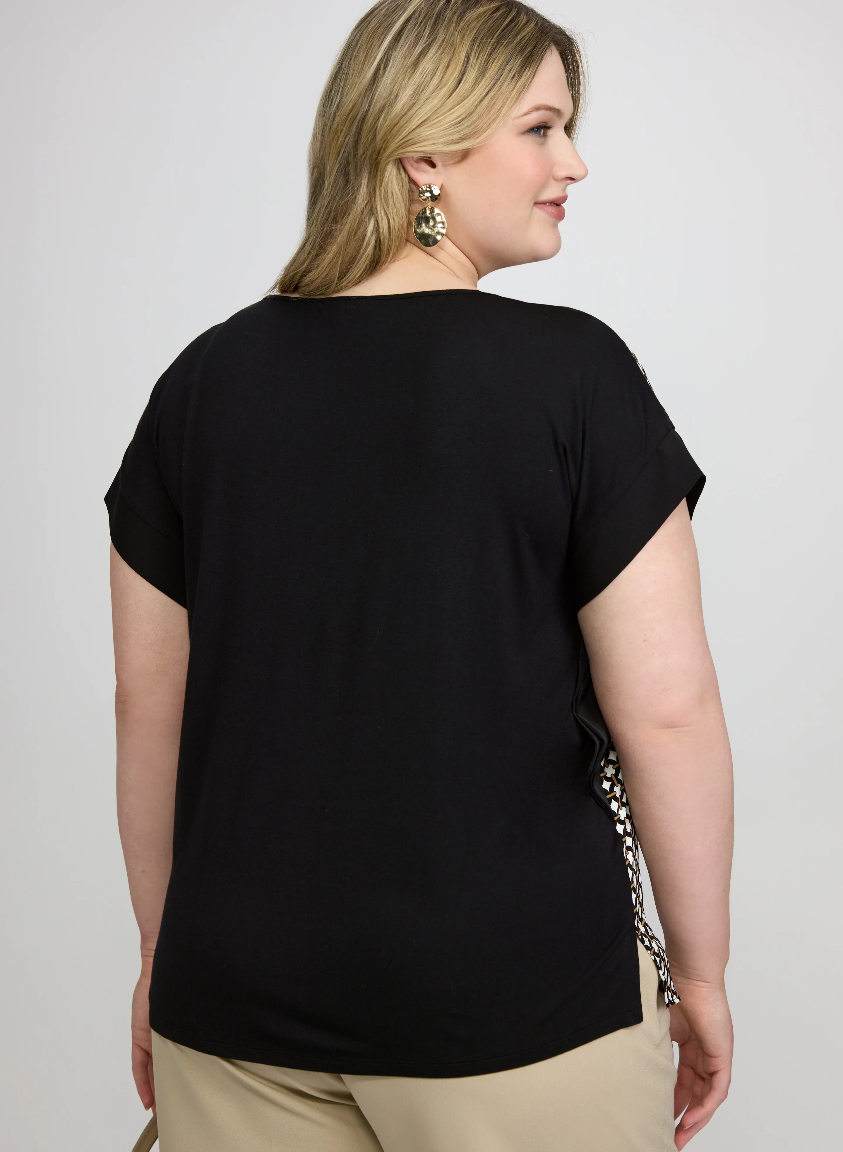 Contrast Geometric Top - Image 4