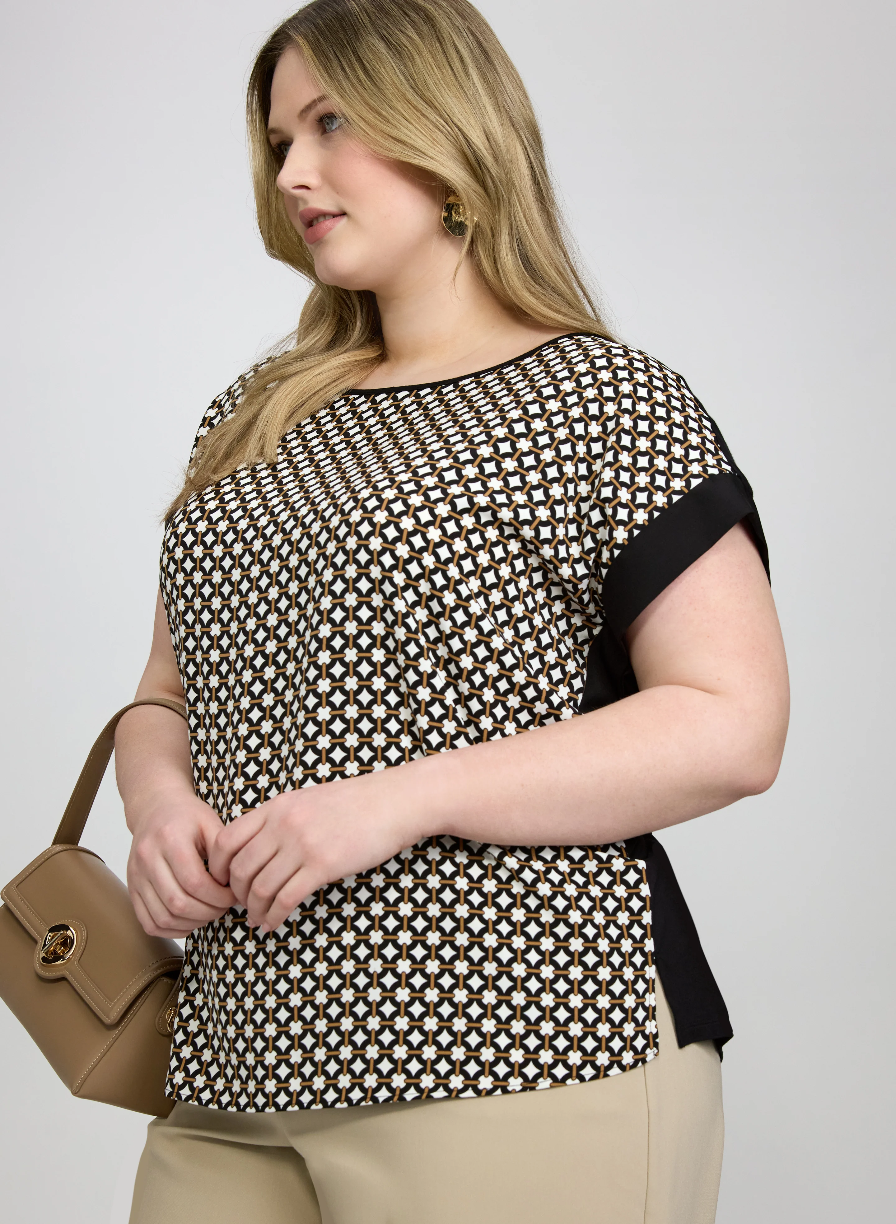 Contrast Geometric Top - Image 5