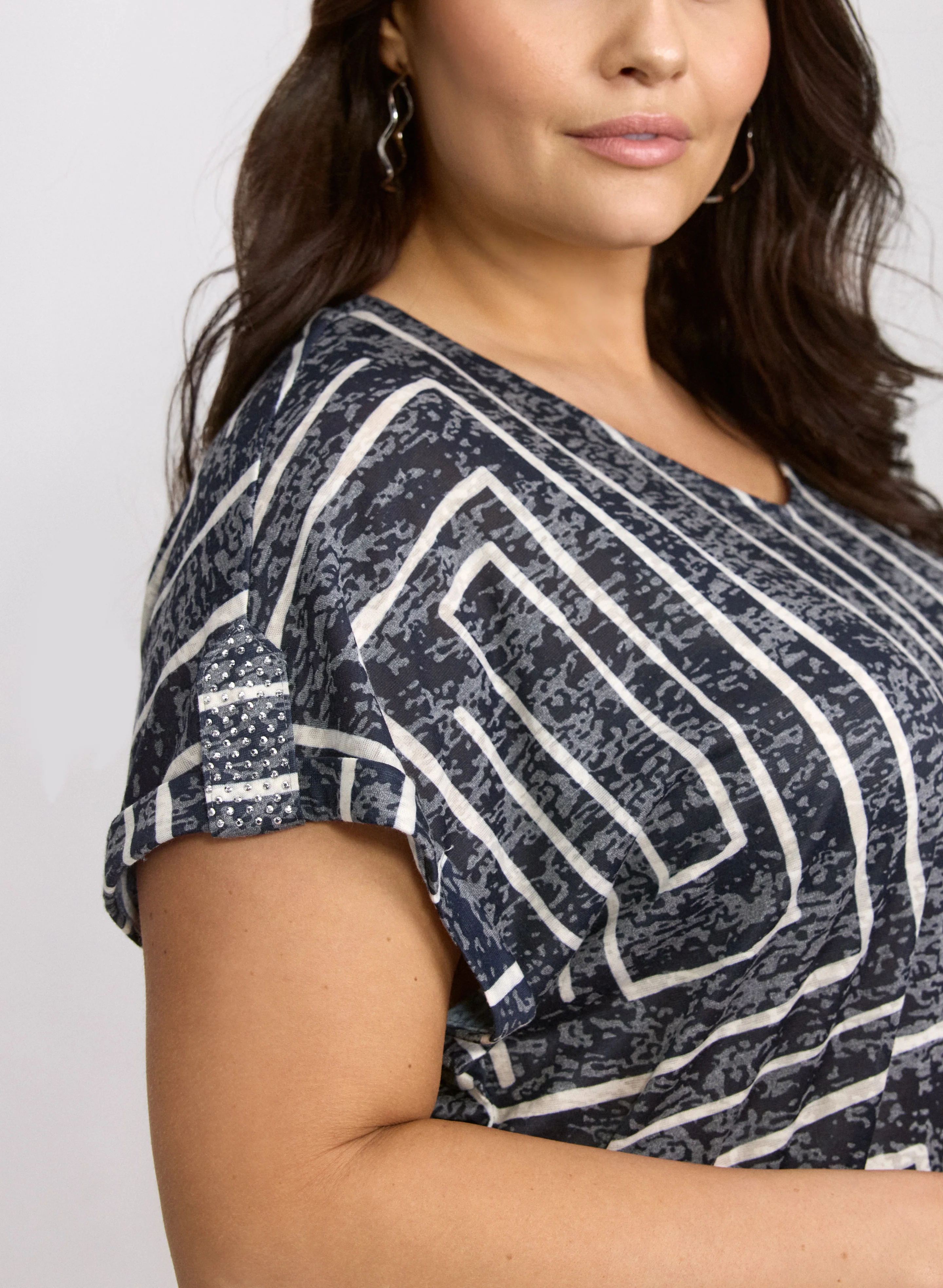 Embellished Geometric T-Shirt - Image 2