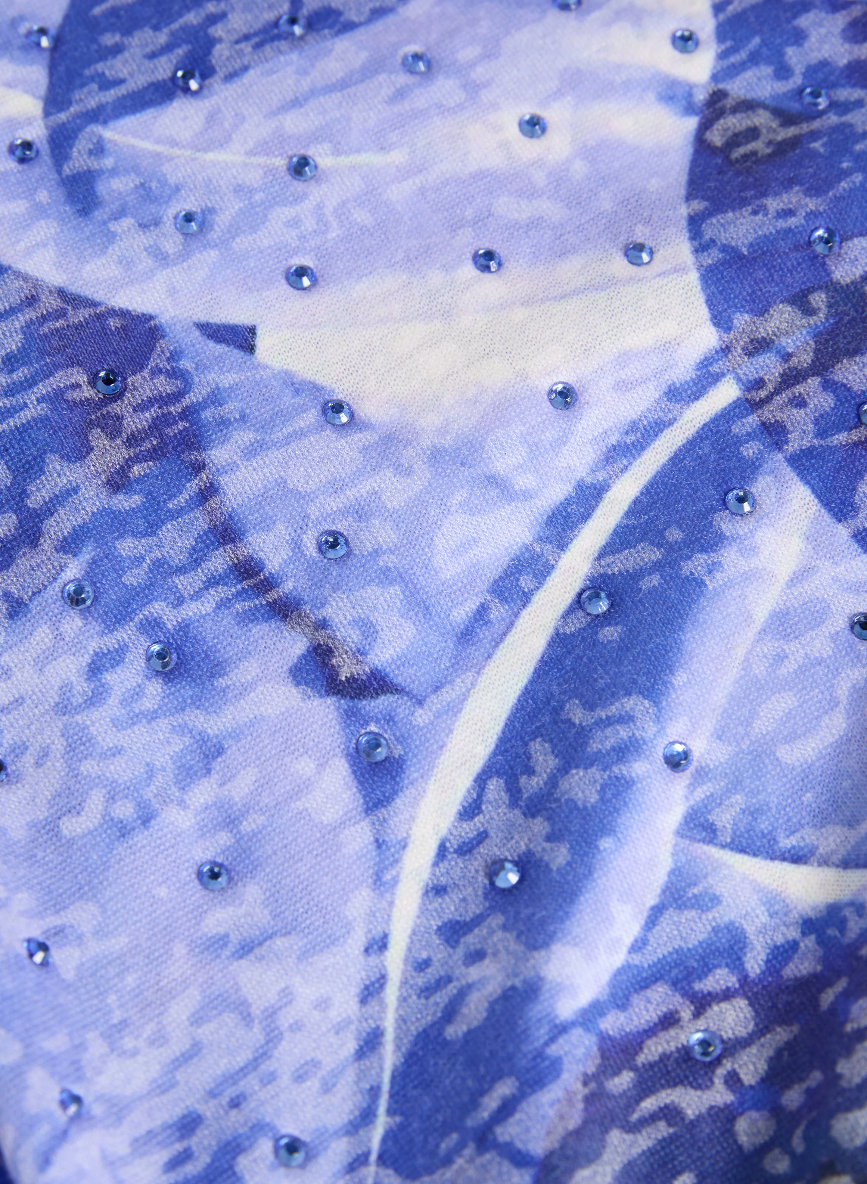 Embellished Leaf Print T-Shirt - Image 7