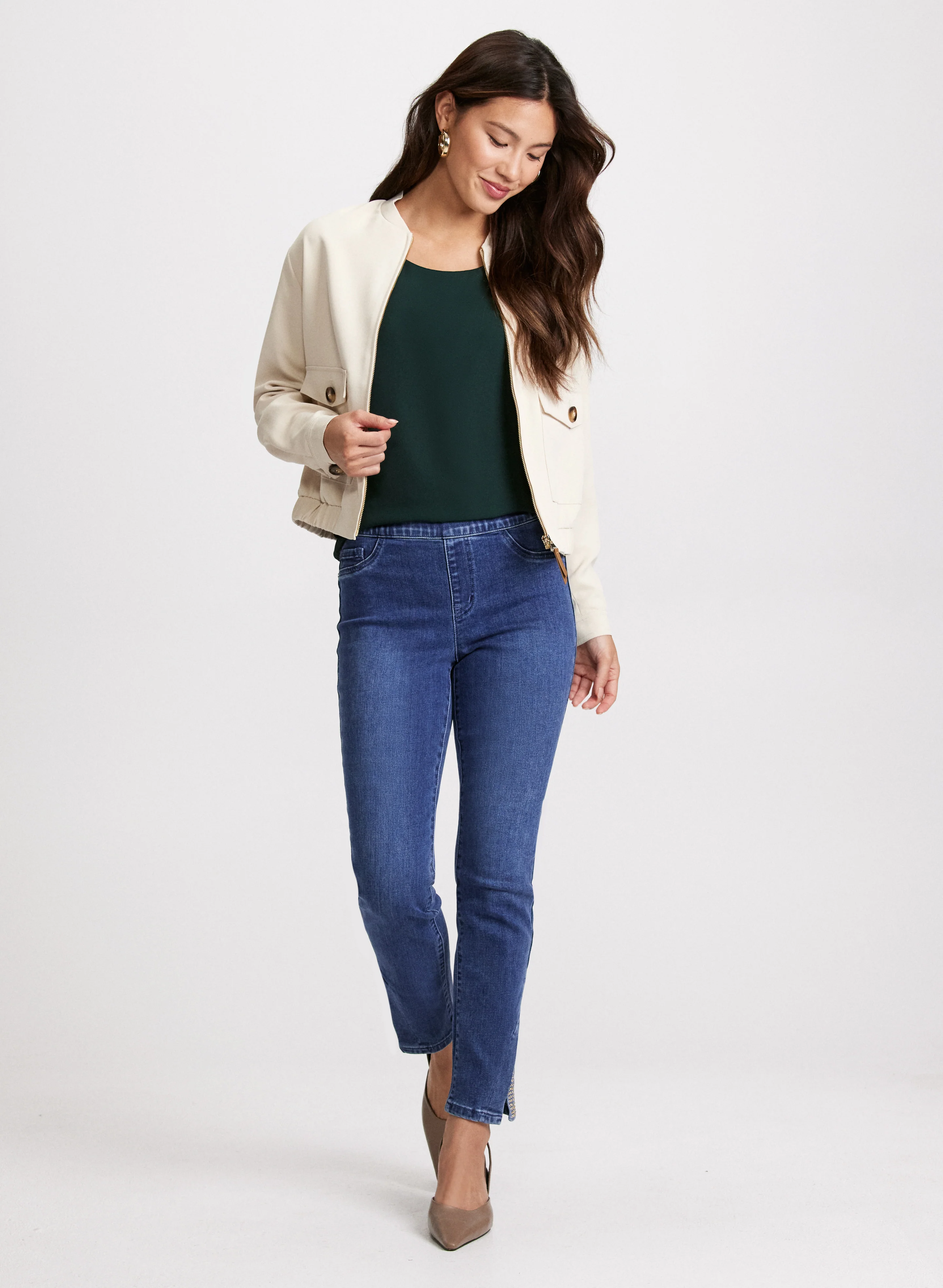 Essential Sleeveless Blouse - Image 3