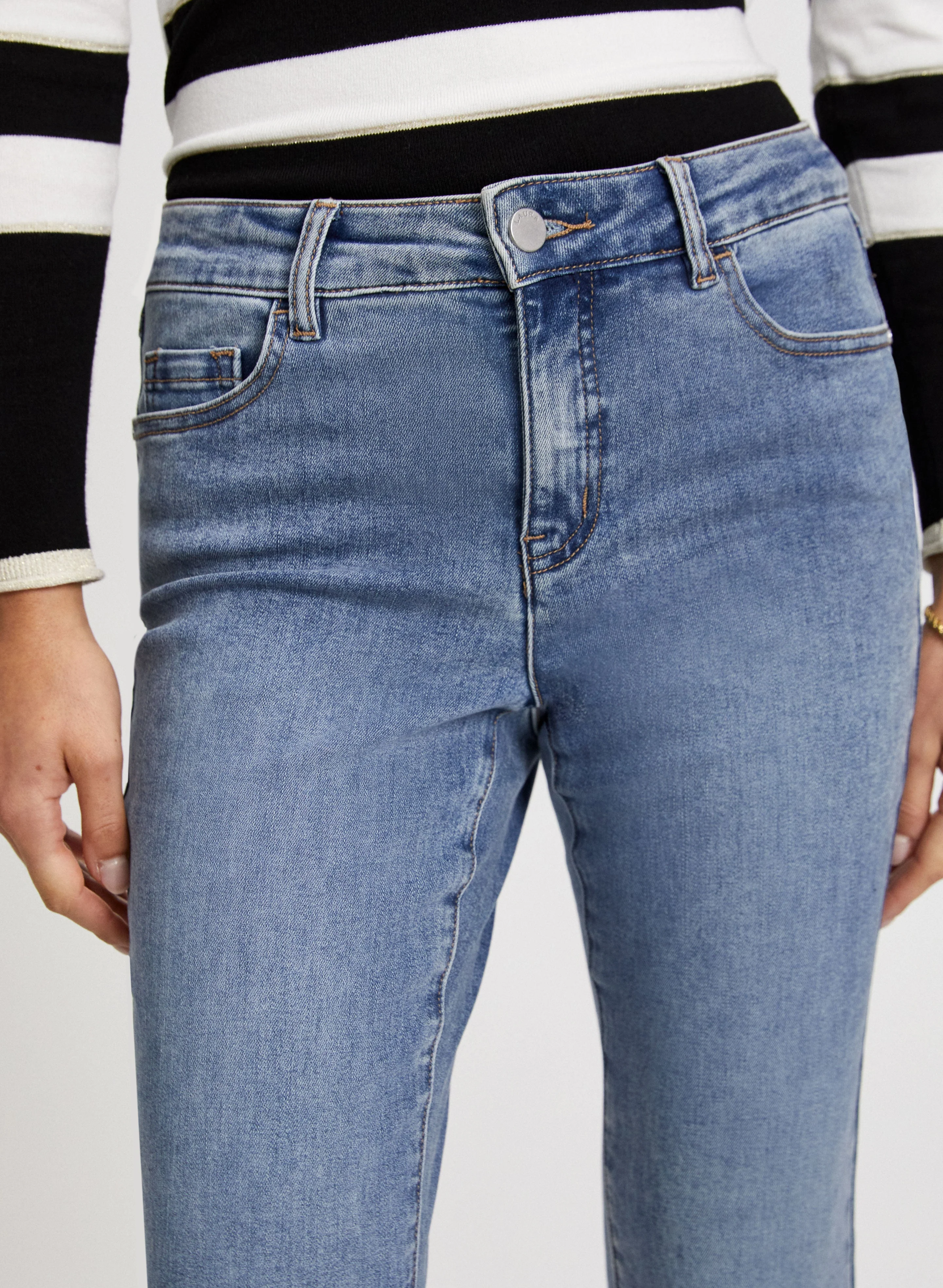 Essential Straight Leg Jeans - Image 5