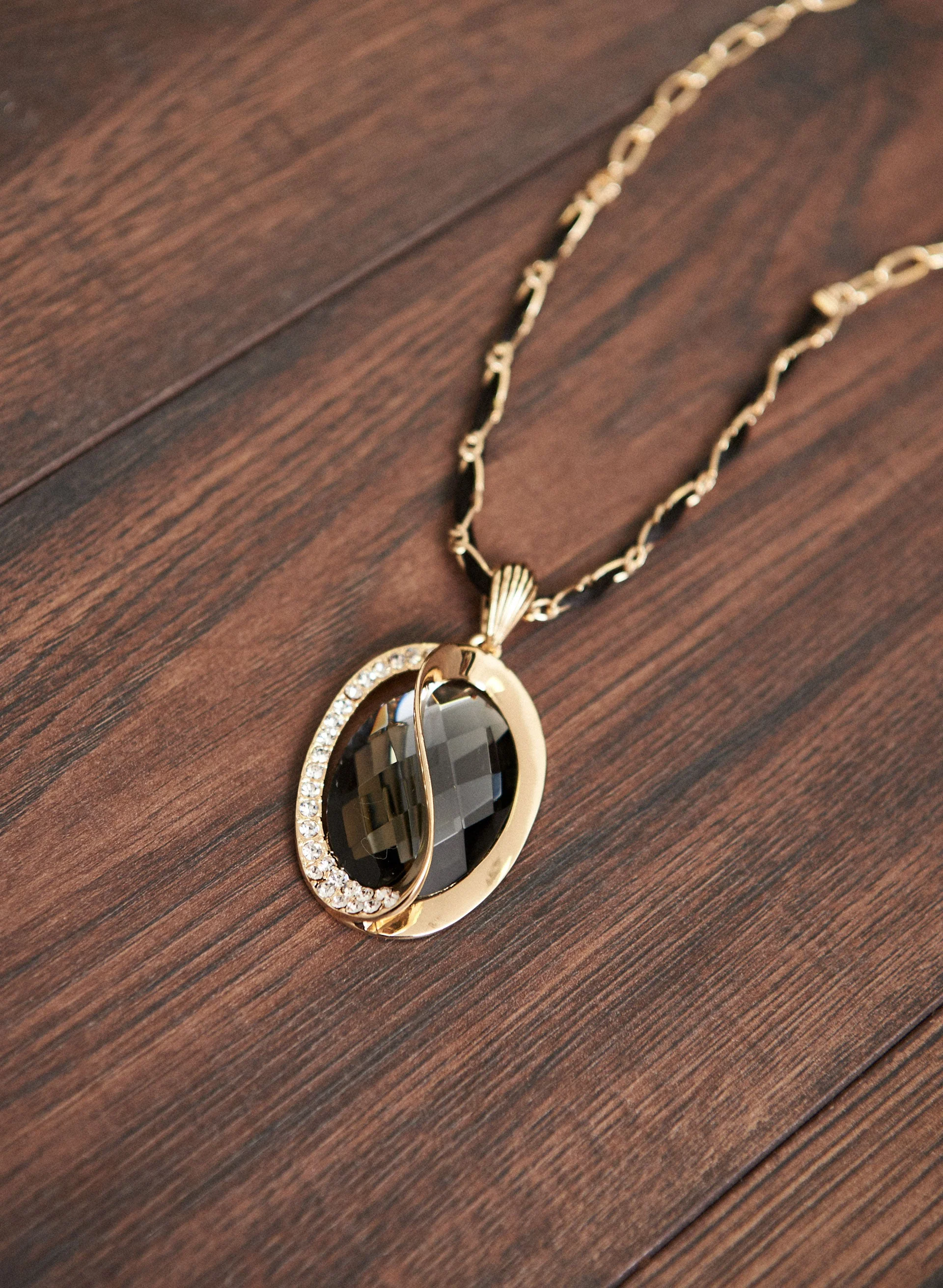 Faceted Stone Necklace - Image 3