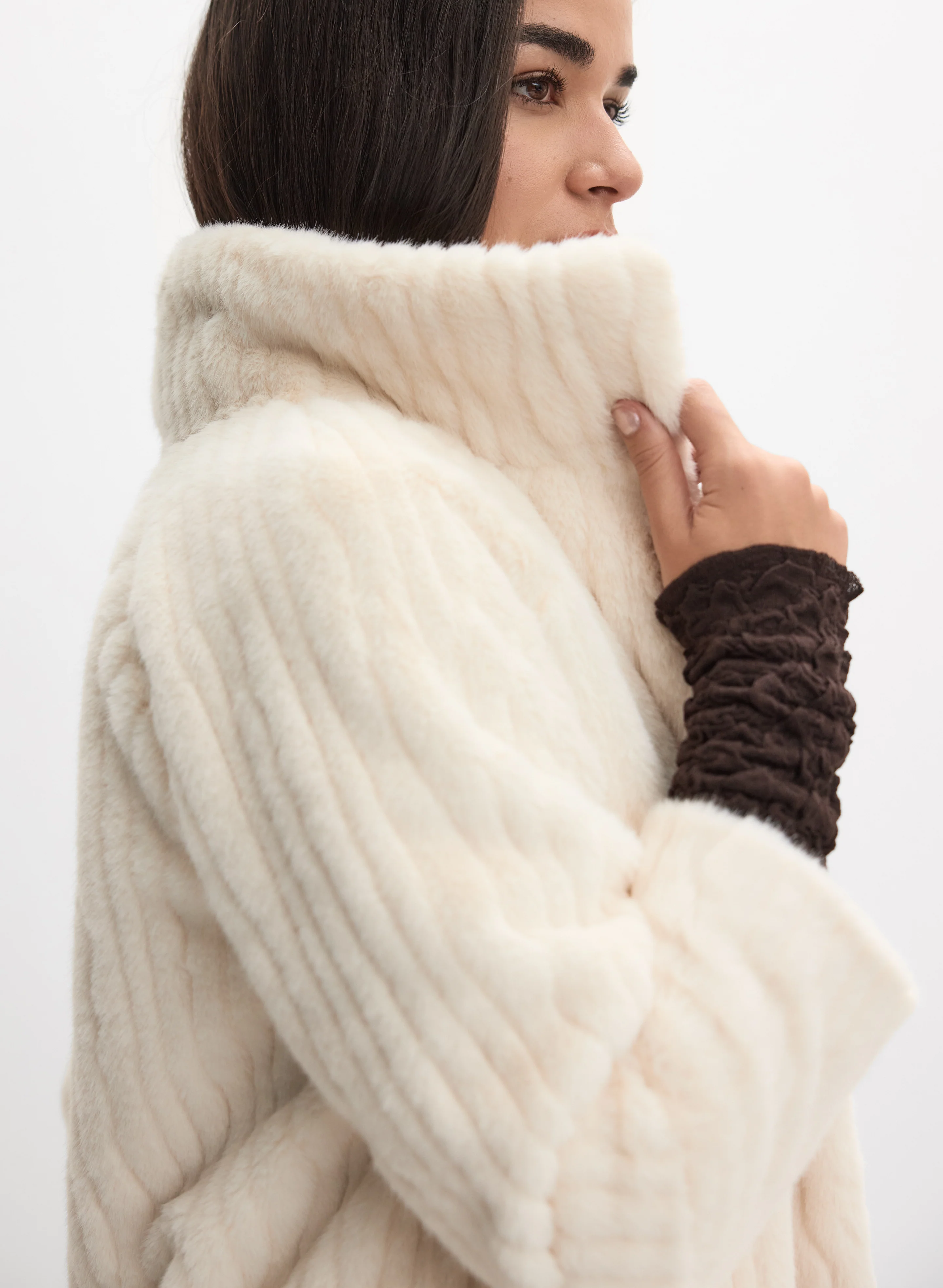 Faux Fur Jacket - Image 8