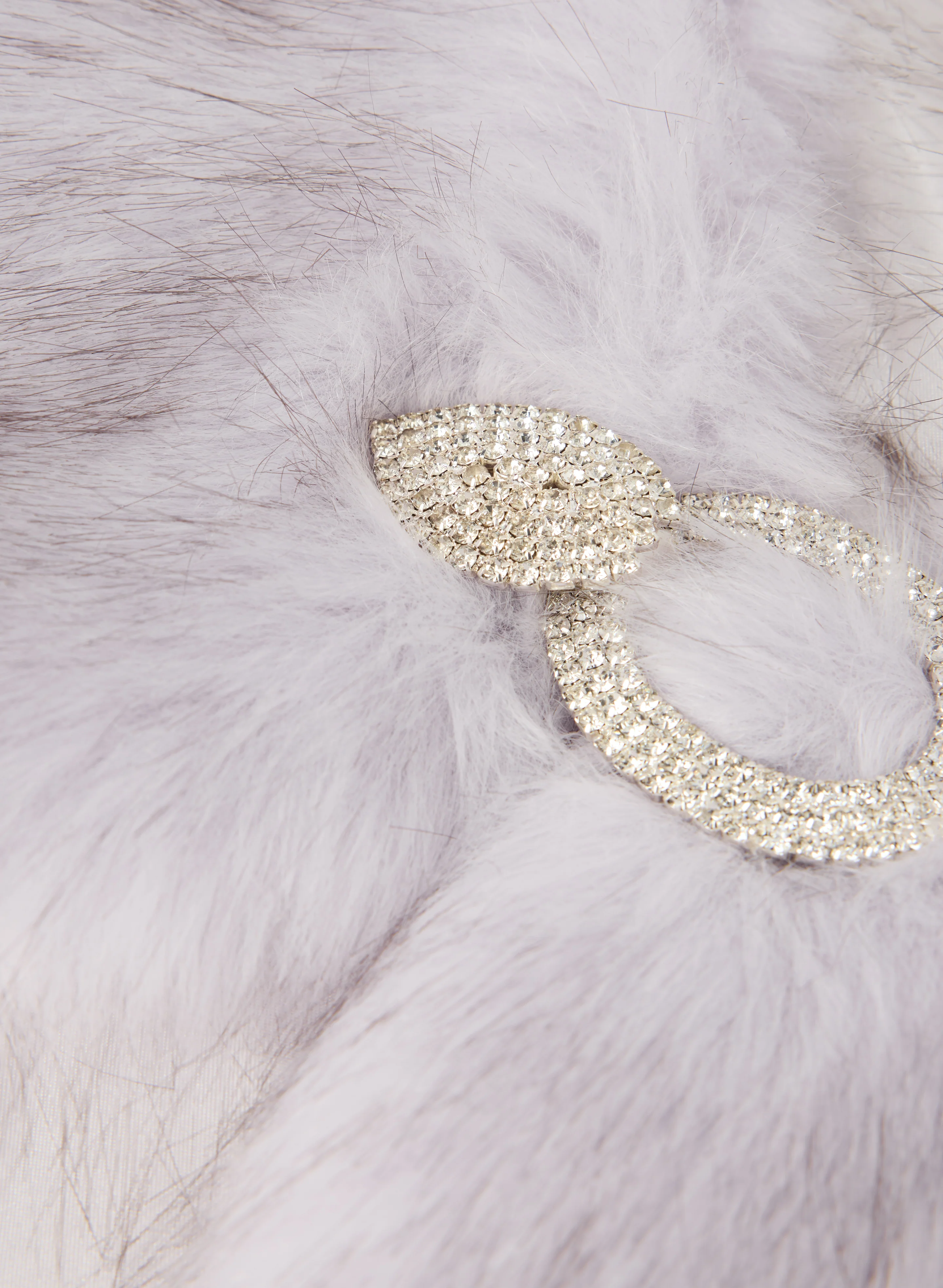 Faux-Fur Stole - Image 7