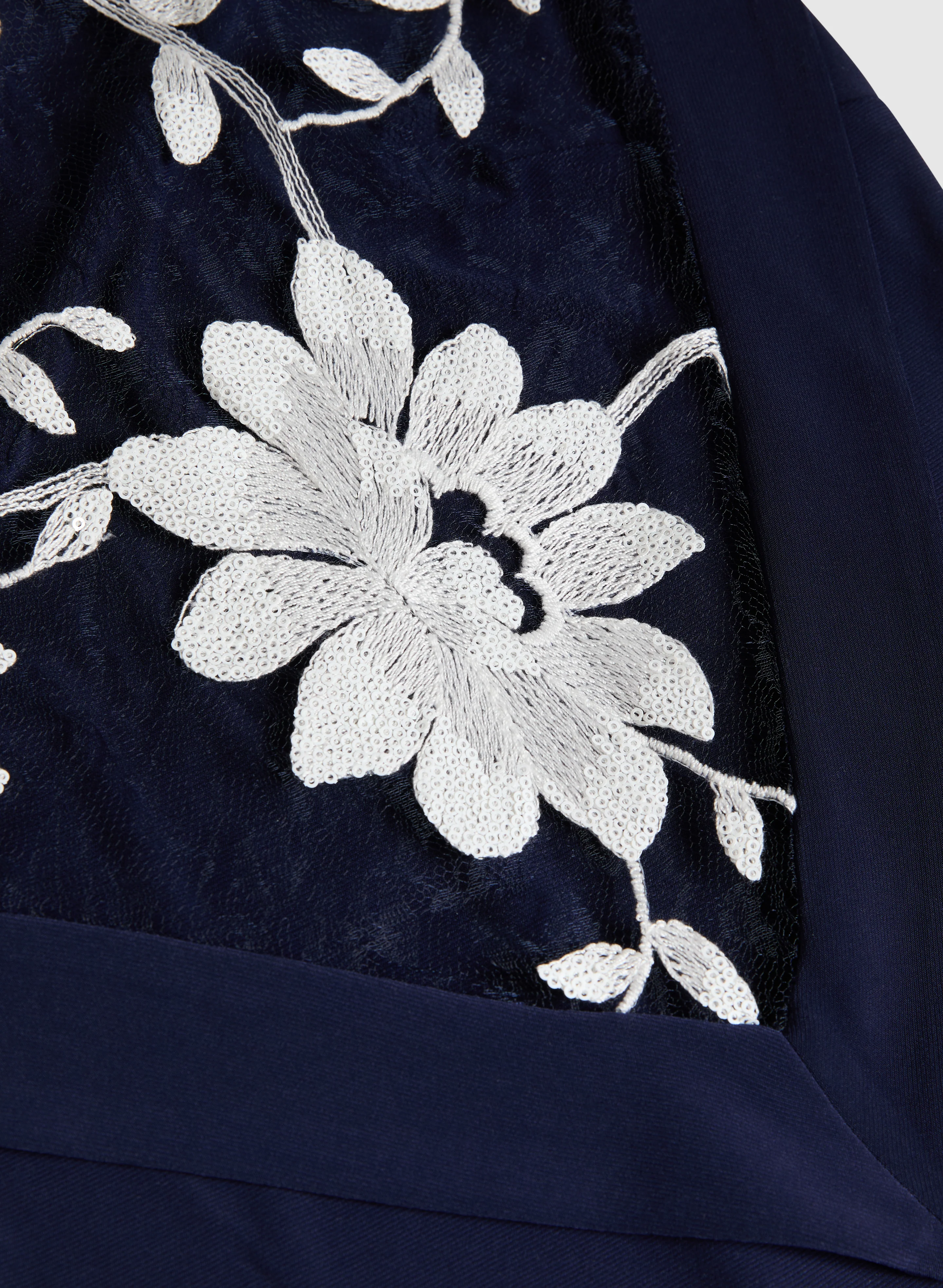 Floral Capelet Sheath Dress - Image 7