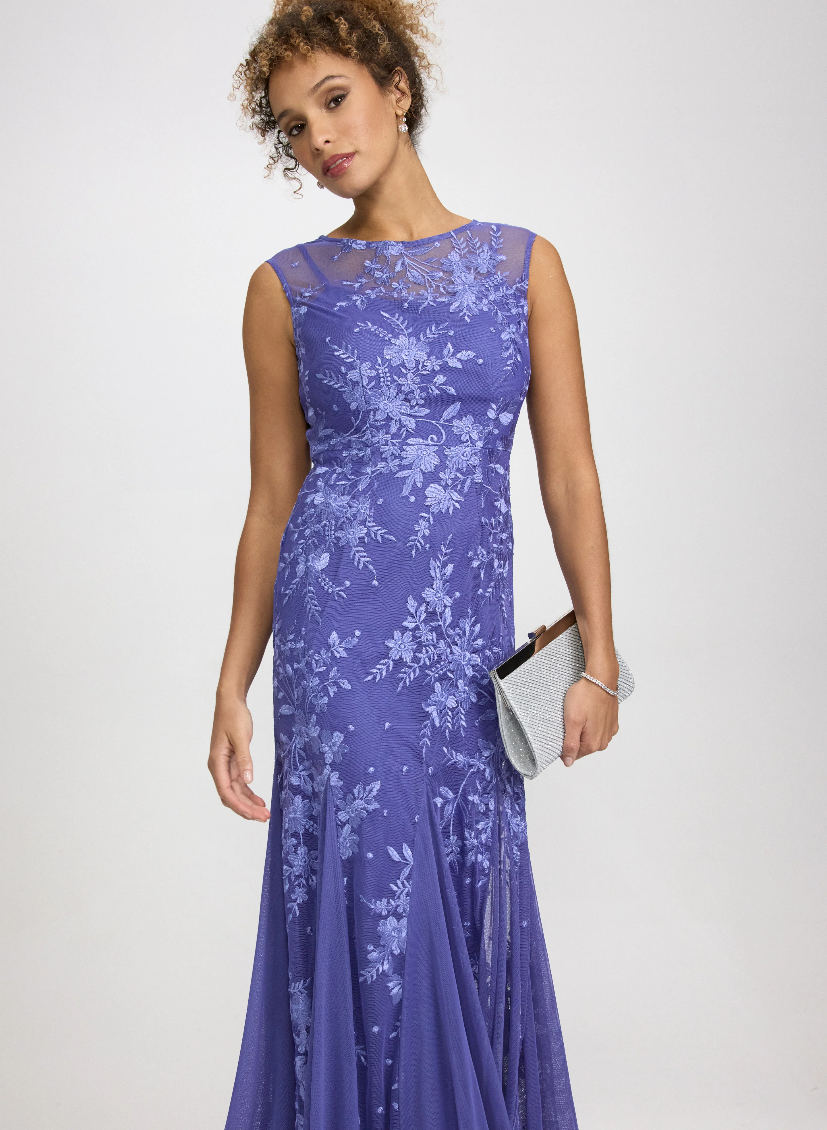 Floral Embroidered Dress - Image 7