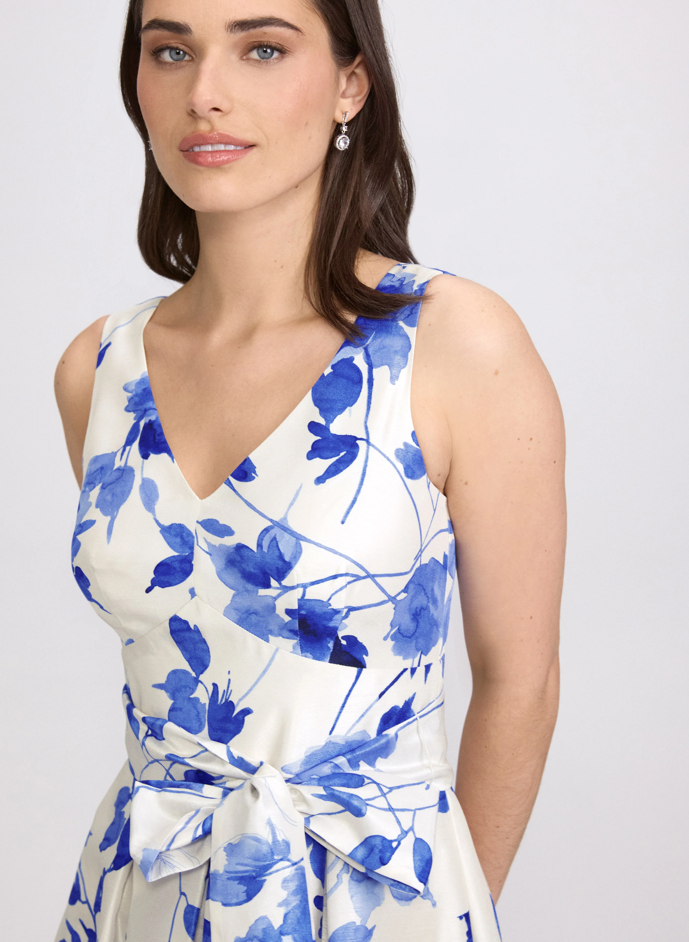 Floral Fit & Flare Dress - Image 3