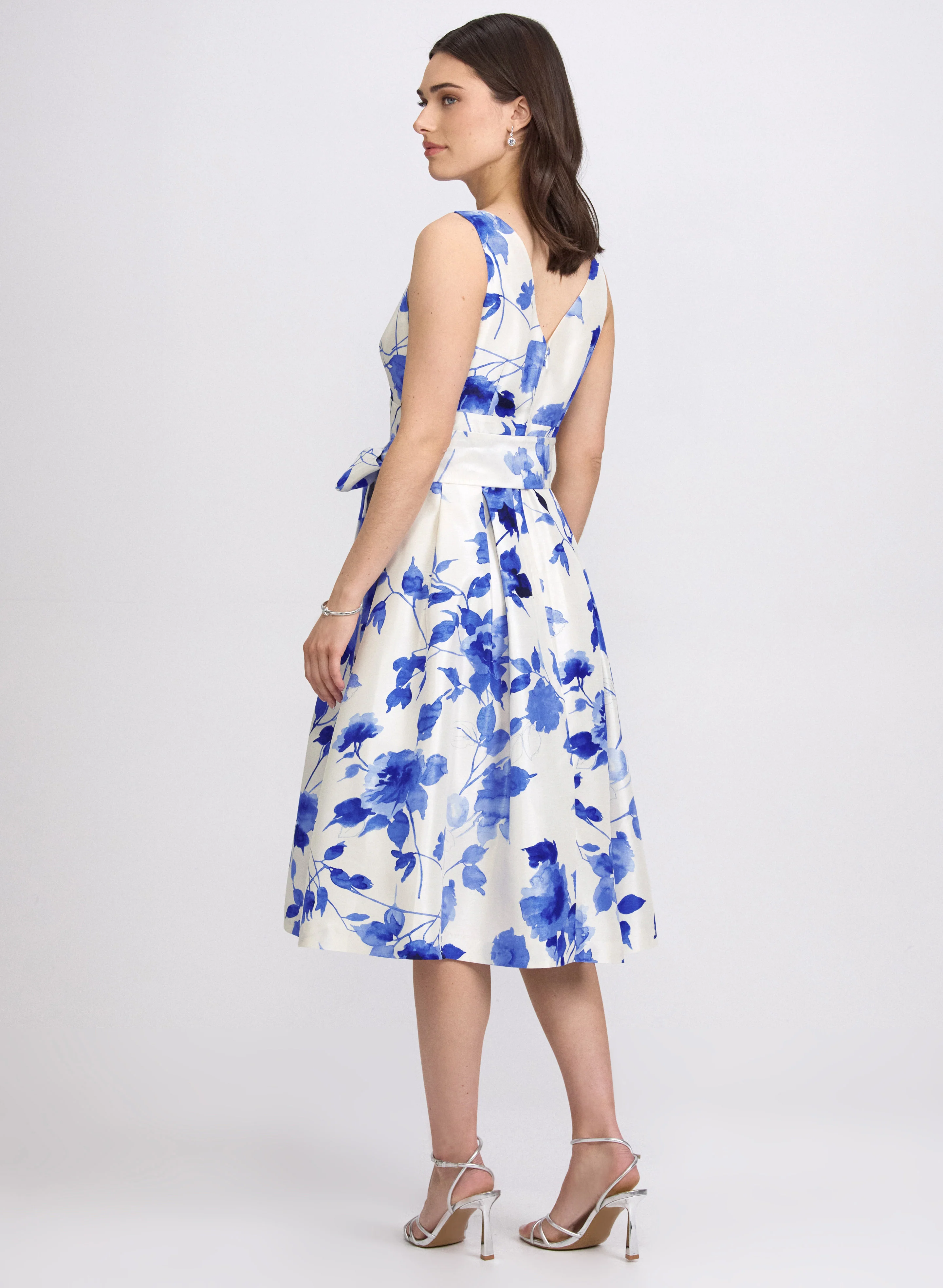 Floral Fit & Flare Dress - Image 4