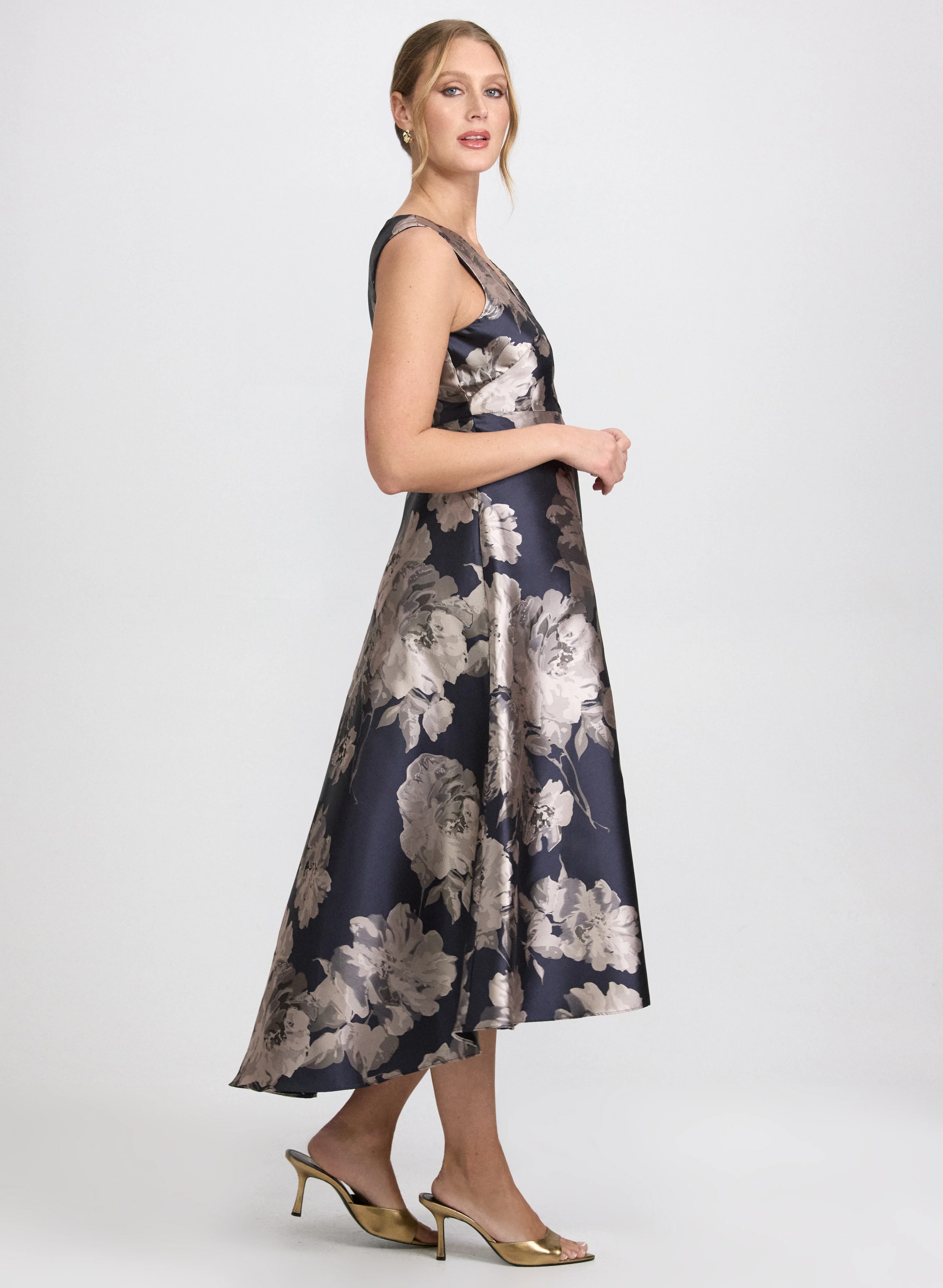 Floral Jacquard Dress - Image 2