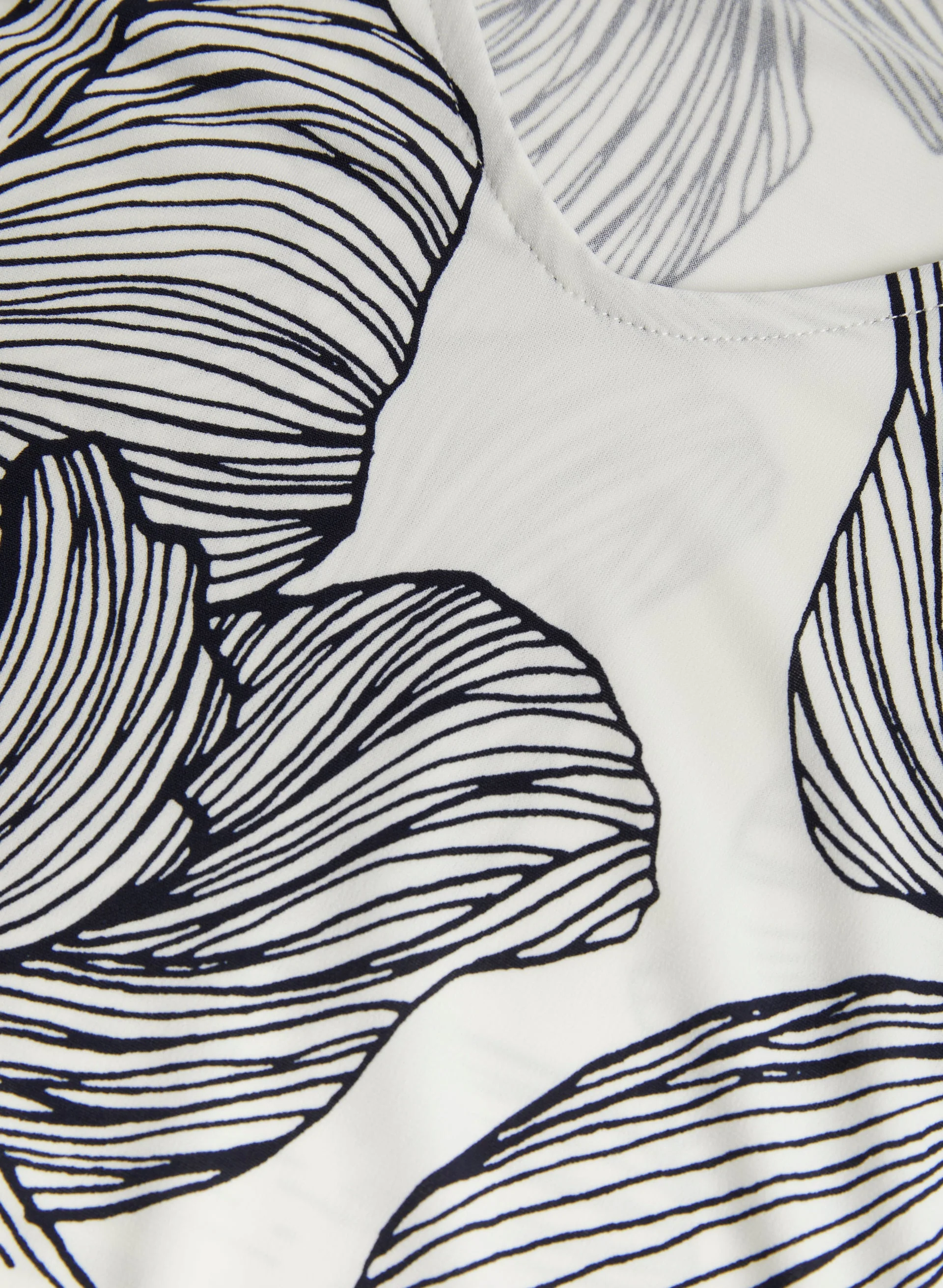 Floral Print Short Sleeve Top - Image 7