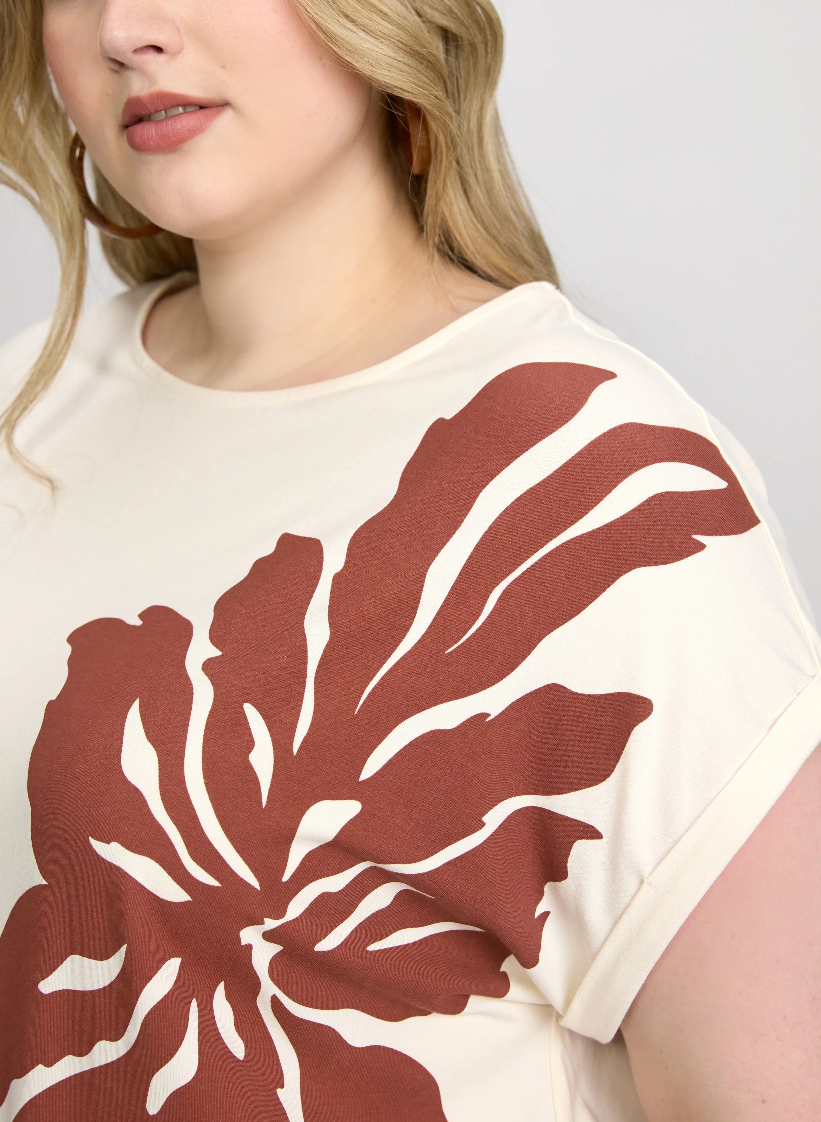 Floral Print T-Shirt - Image 2