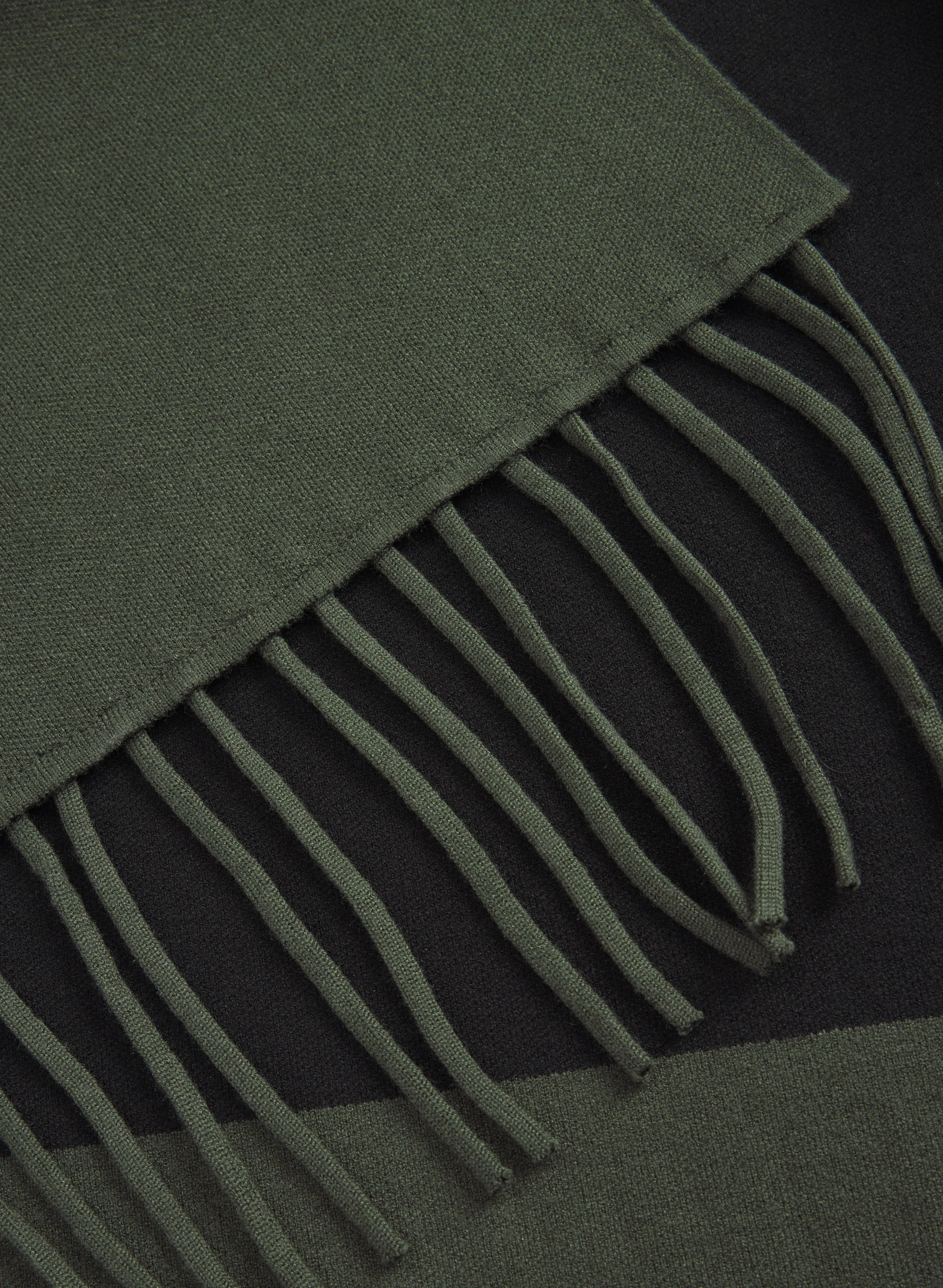 Fringe Colour Block Cardigan - Image 7