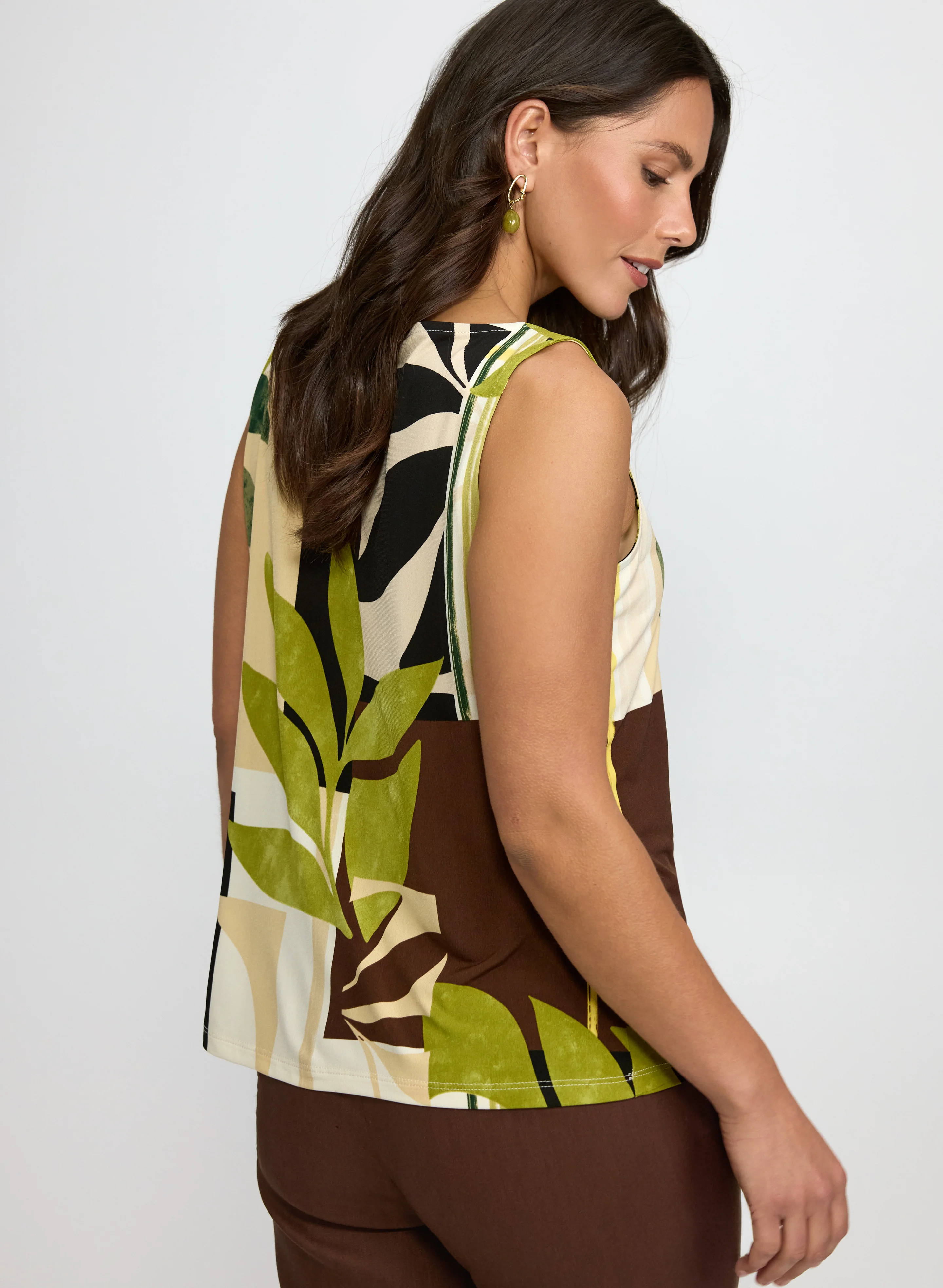 Geometric Leaf Print Top - Image 4