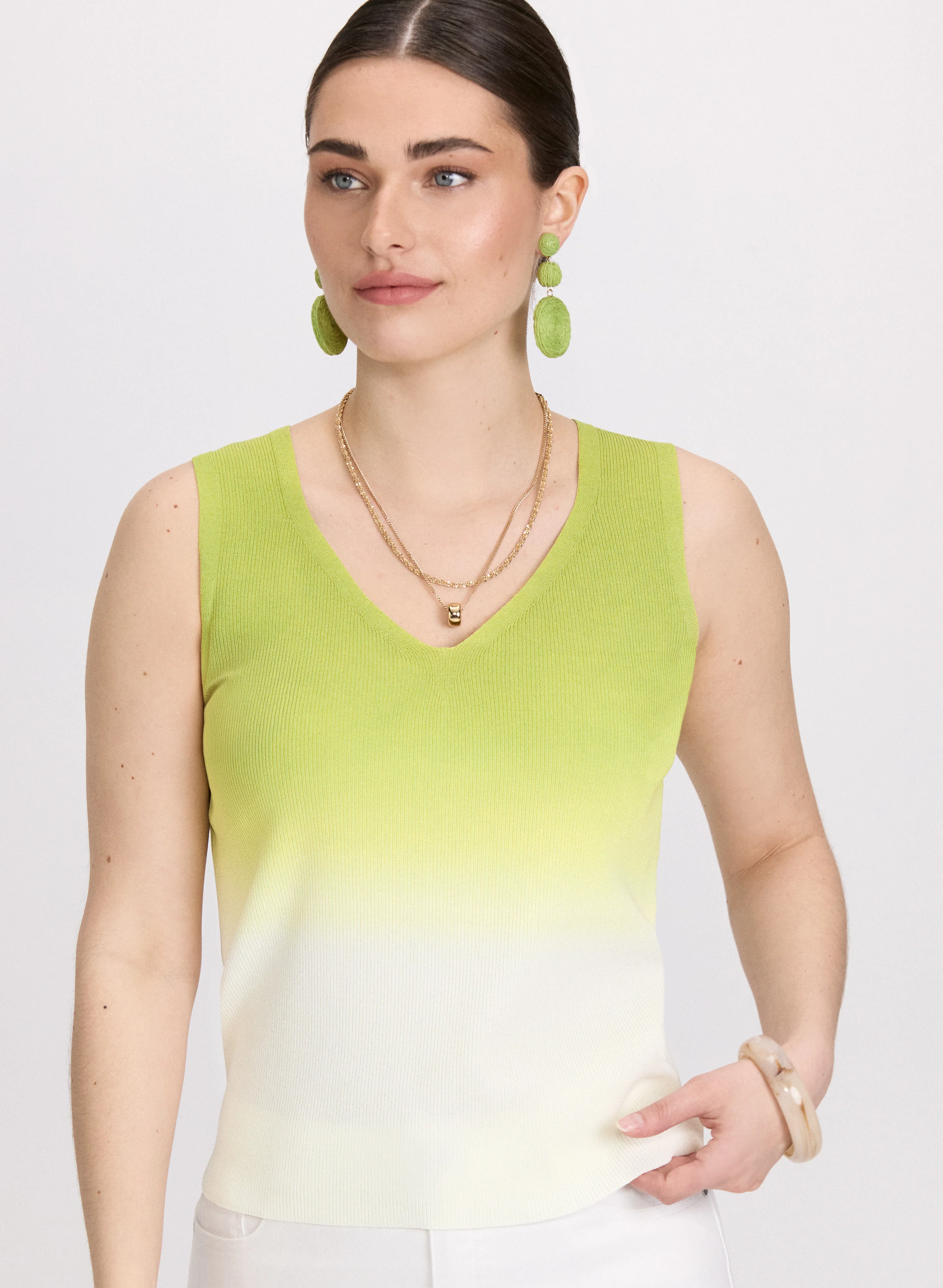 Gradient Knit Pullover - Image 5