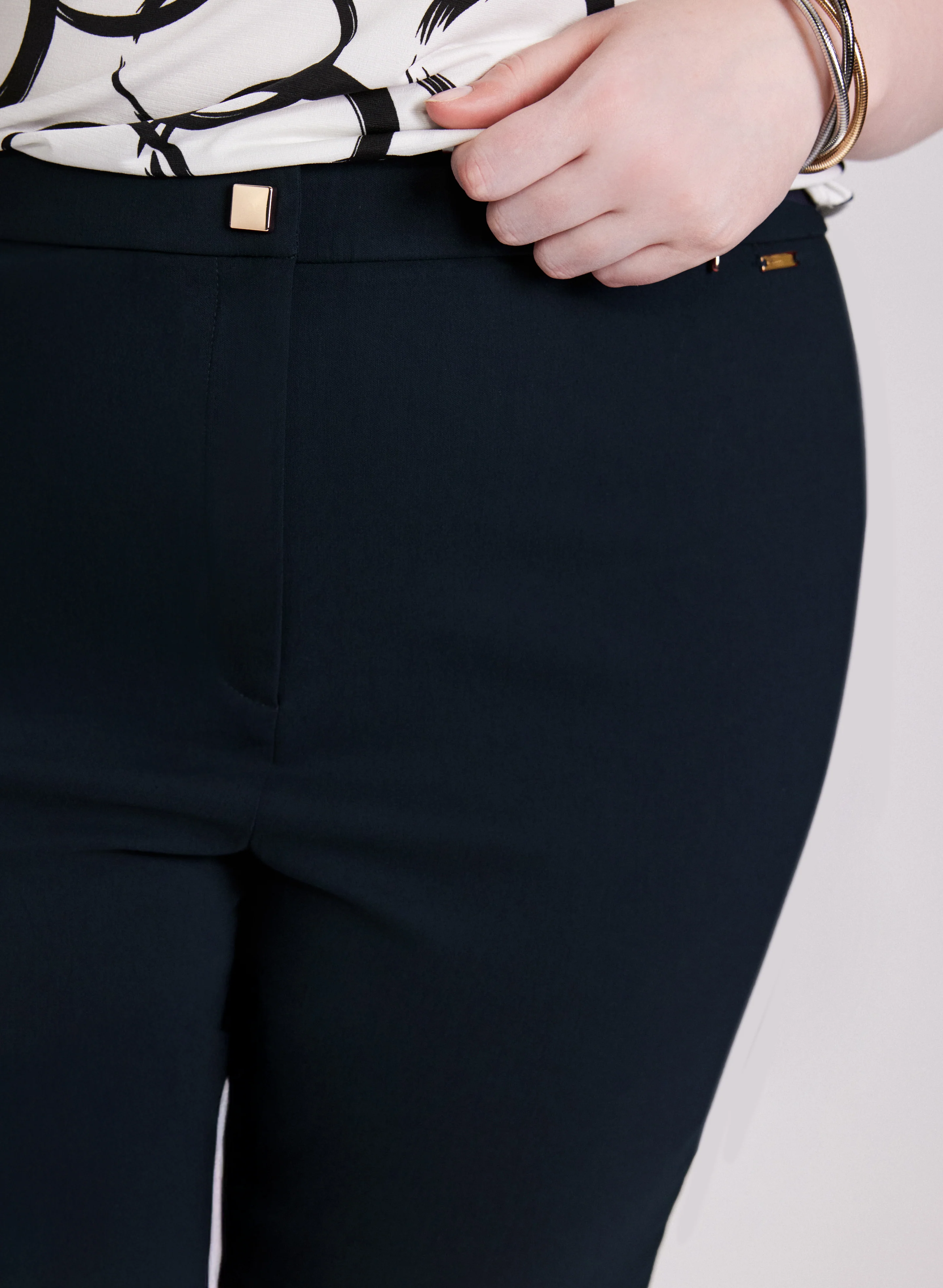 High-Rise Bengaline Capris - Image 4