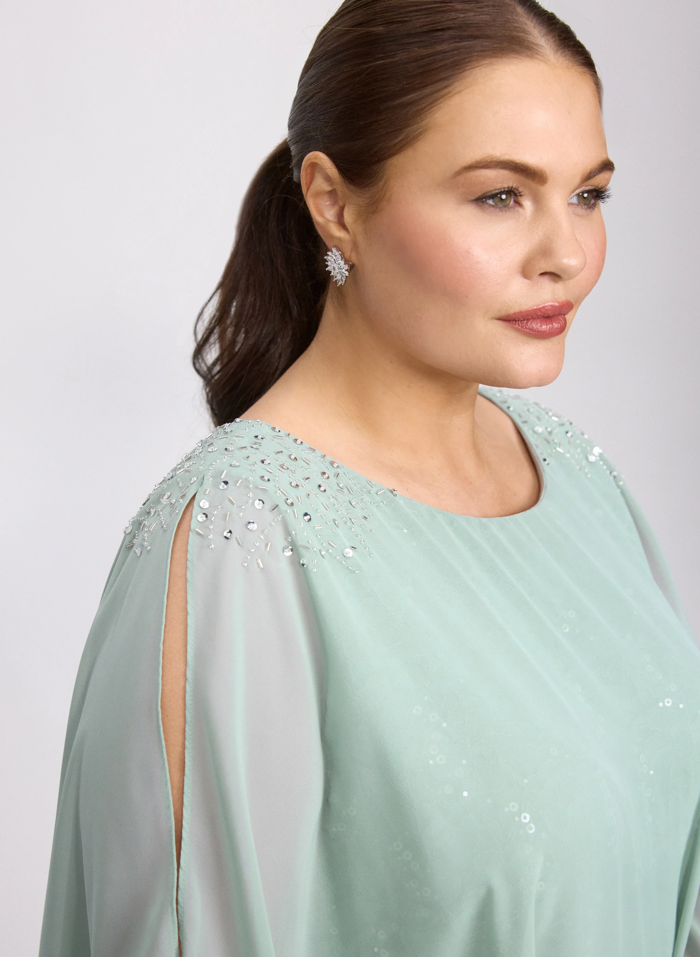 Lace Capelet Overlay Dress - Image 5