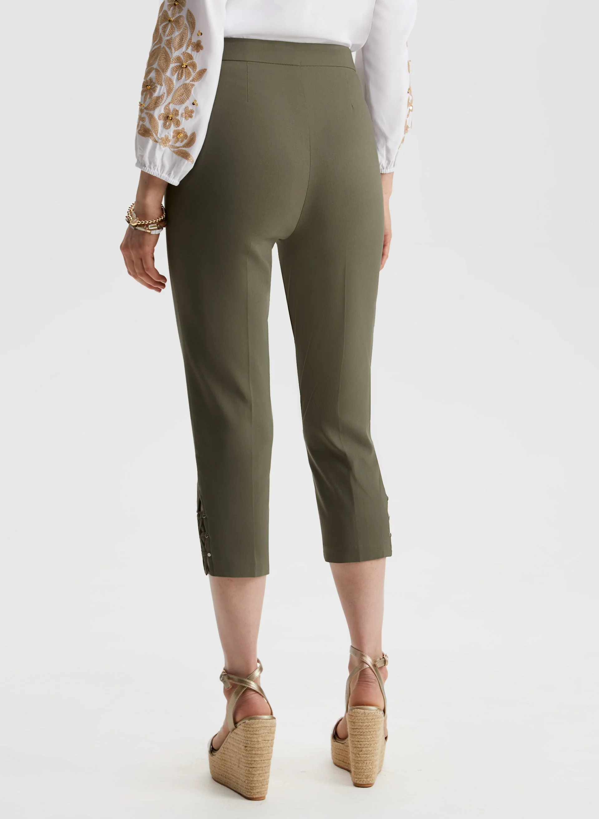 Lace-Up Detail Capri Pants - Image 4