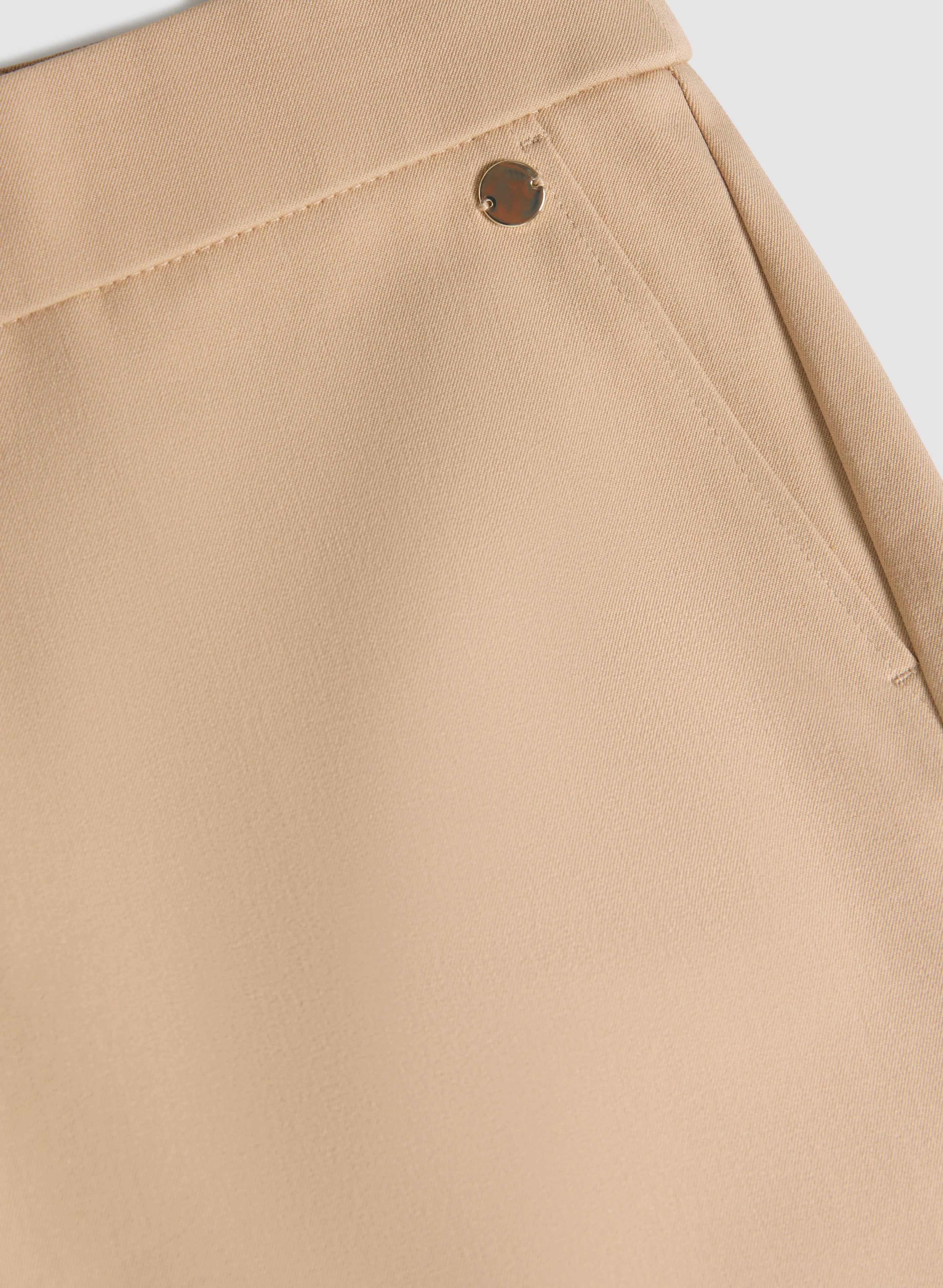 Lateral Slit Pull-On Capris - Image 7