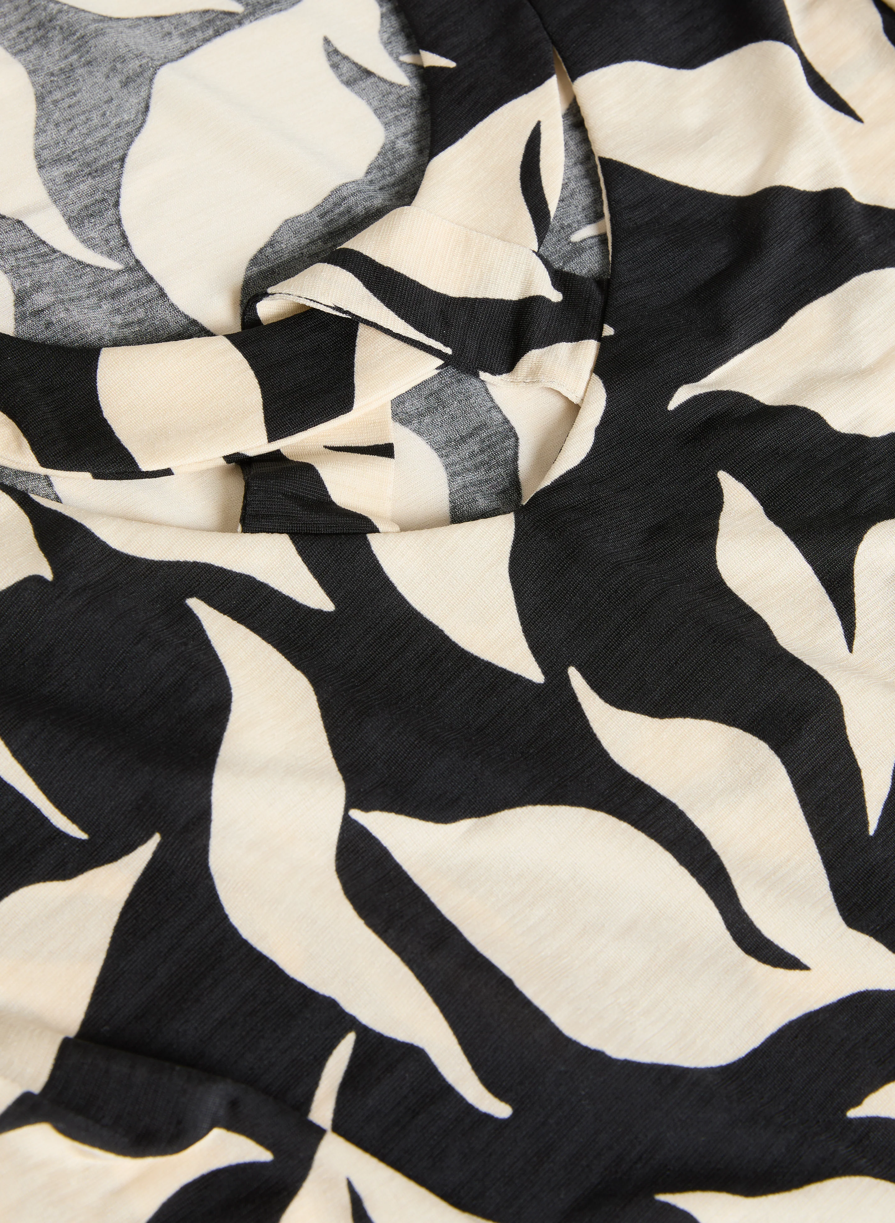 Leaf Print Top - Image 7