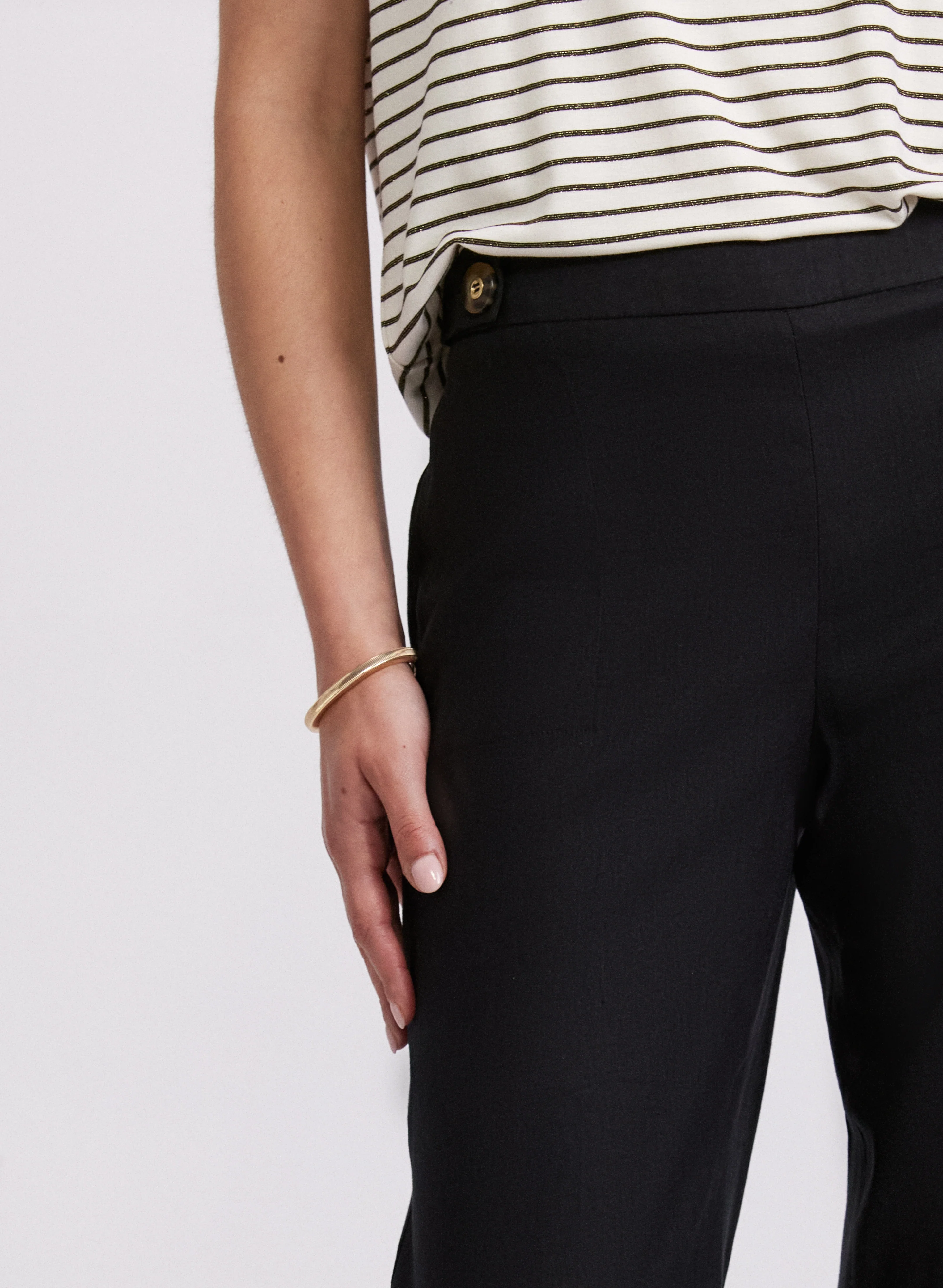 Linen-Blend Wide-Leg Capris - Image 5