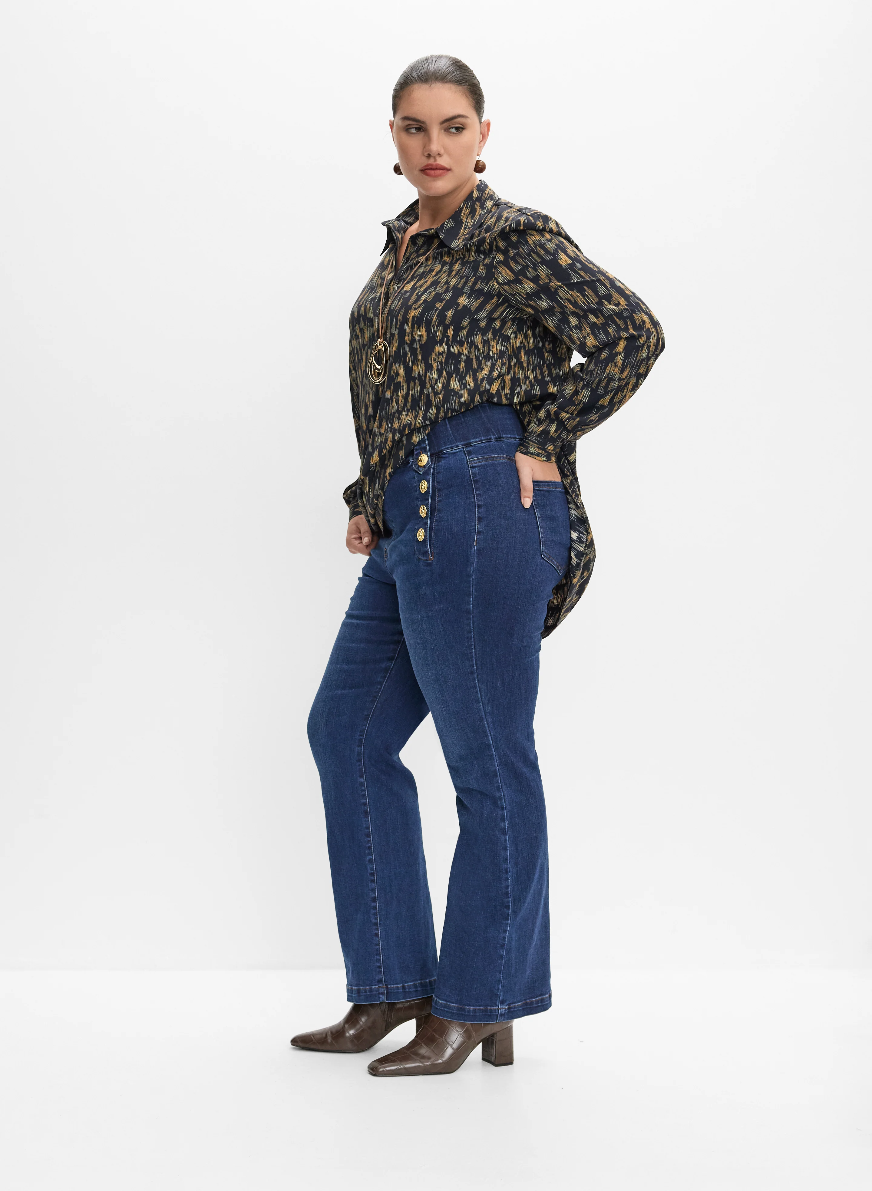 Melanie Lyne - Button Detail Jeans - Image 3