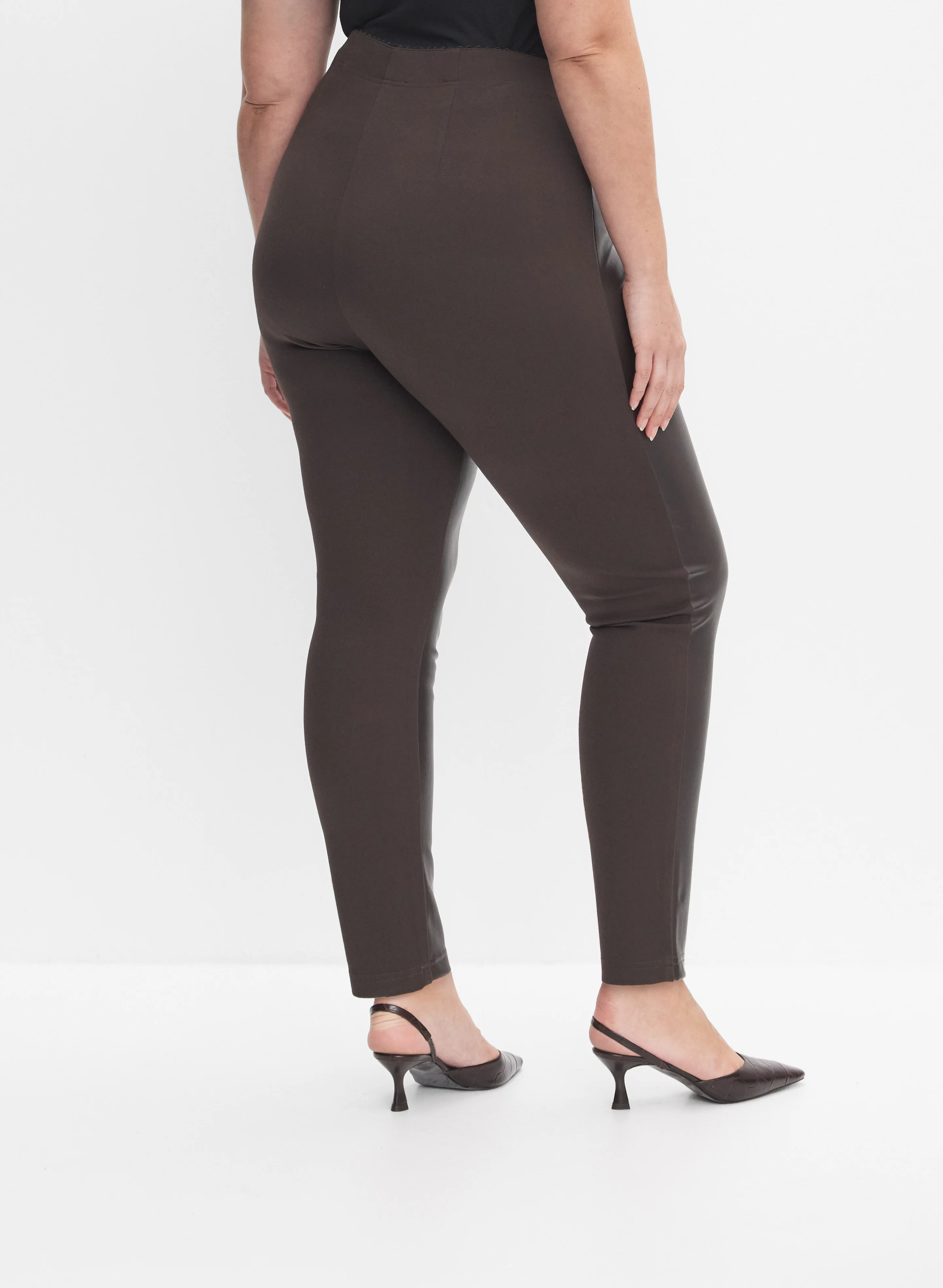 Melanie Lyne - Chloe Vegan Leather Front Leggings - Image 5