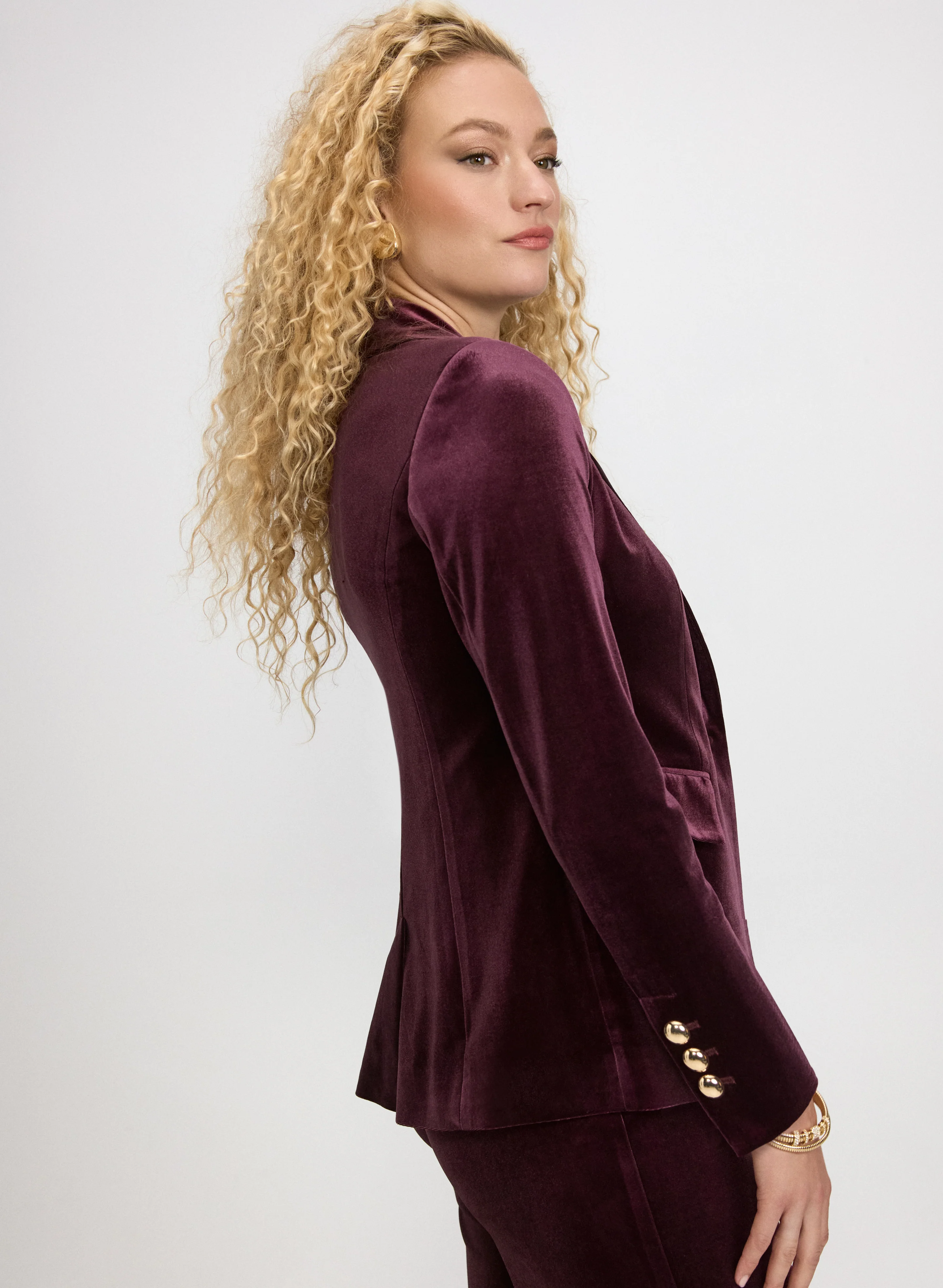 Notched Lapel Velvet Blazer - Image 6