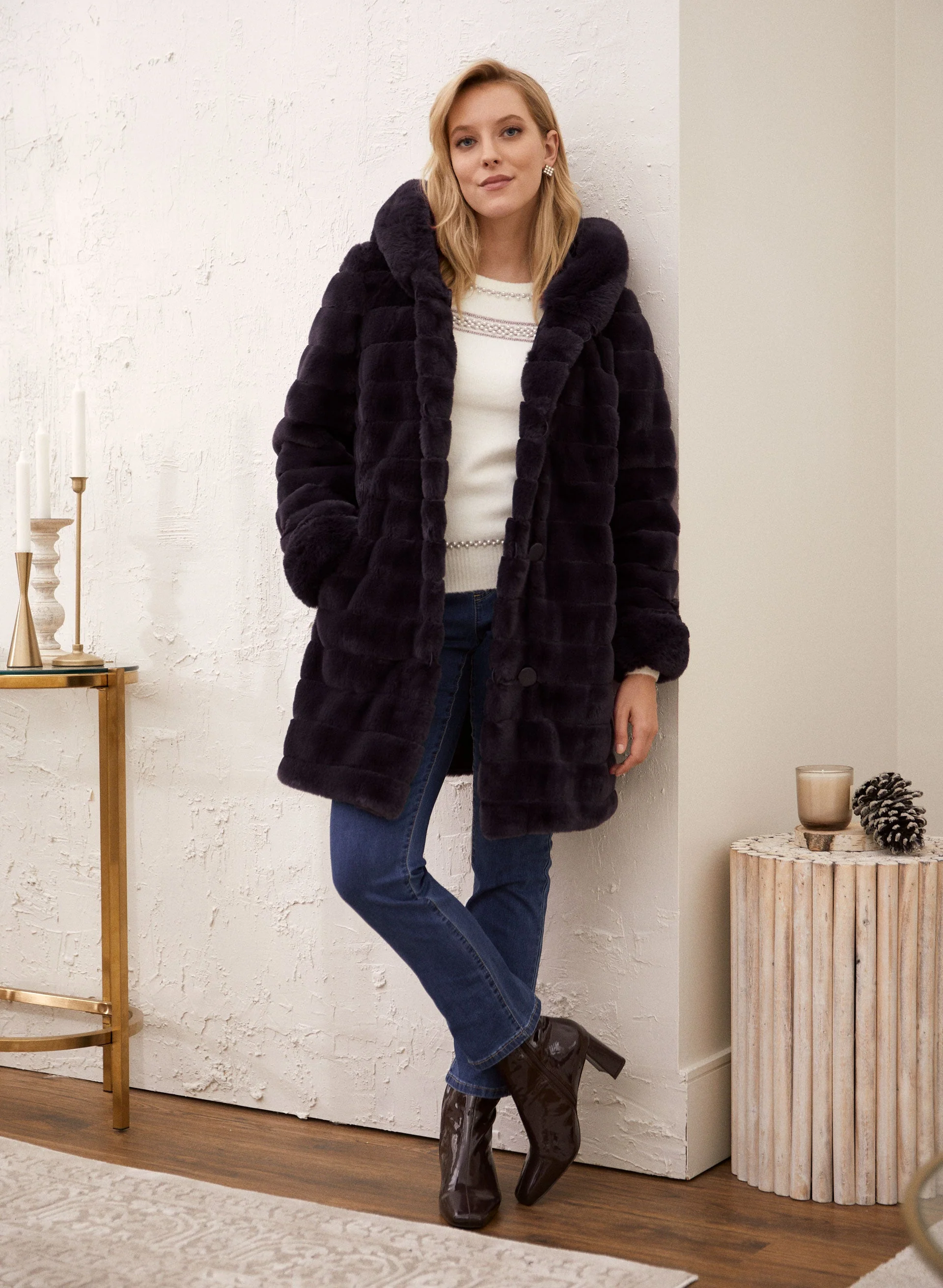 Nuage - Reversible Faux Fur Coat - Image 3