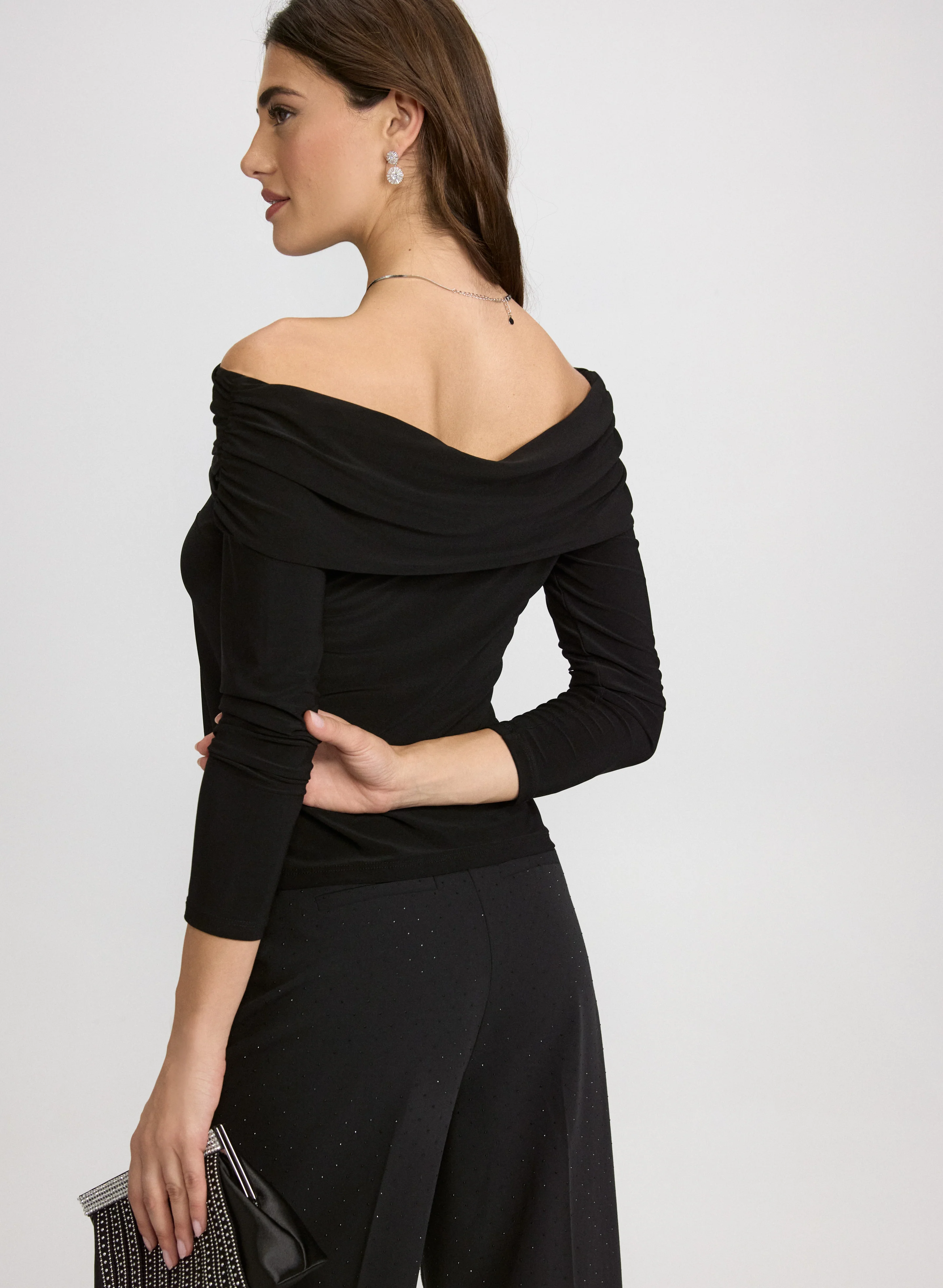 Off-Shoulder Top - Image 4