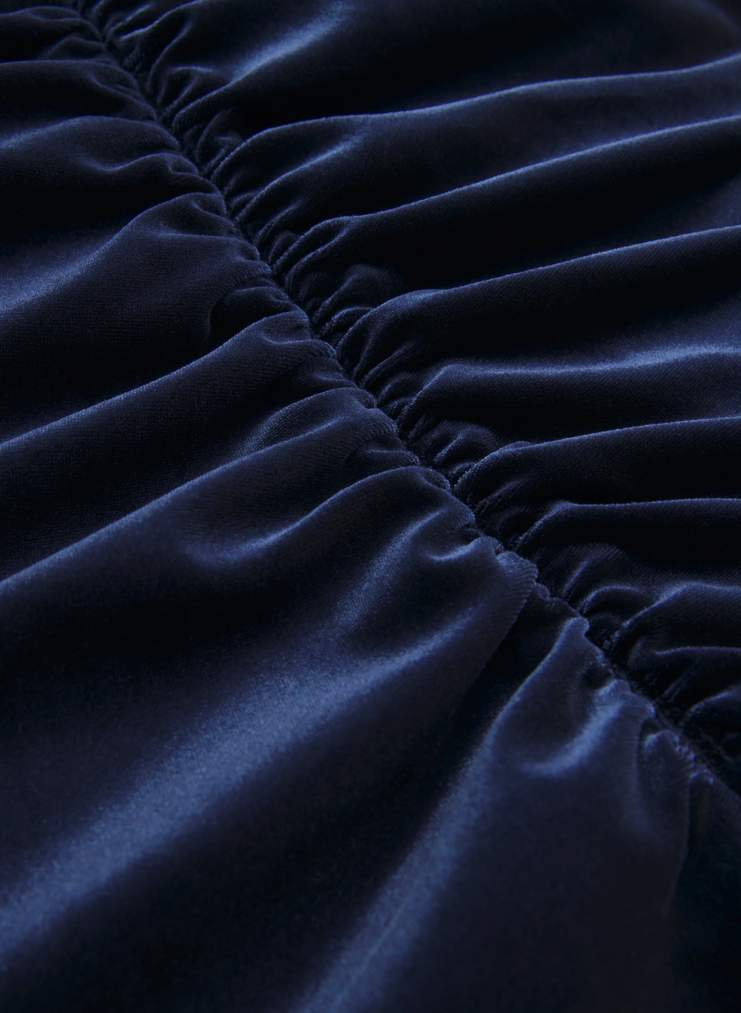 Off-the-Shoulder Velvet Dress - Image 8
