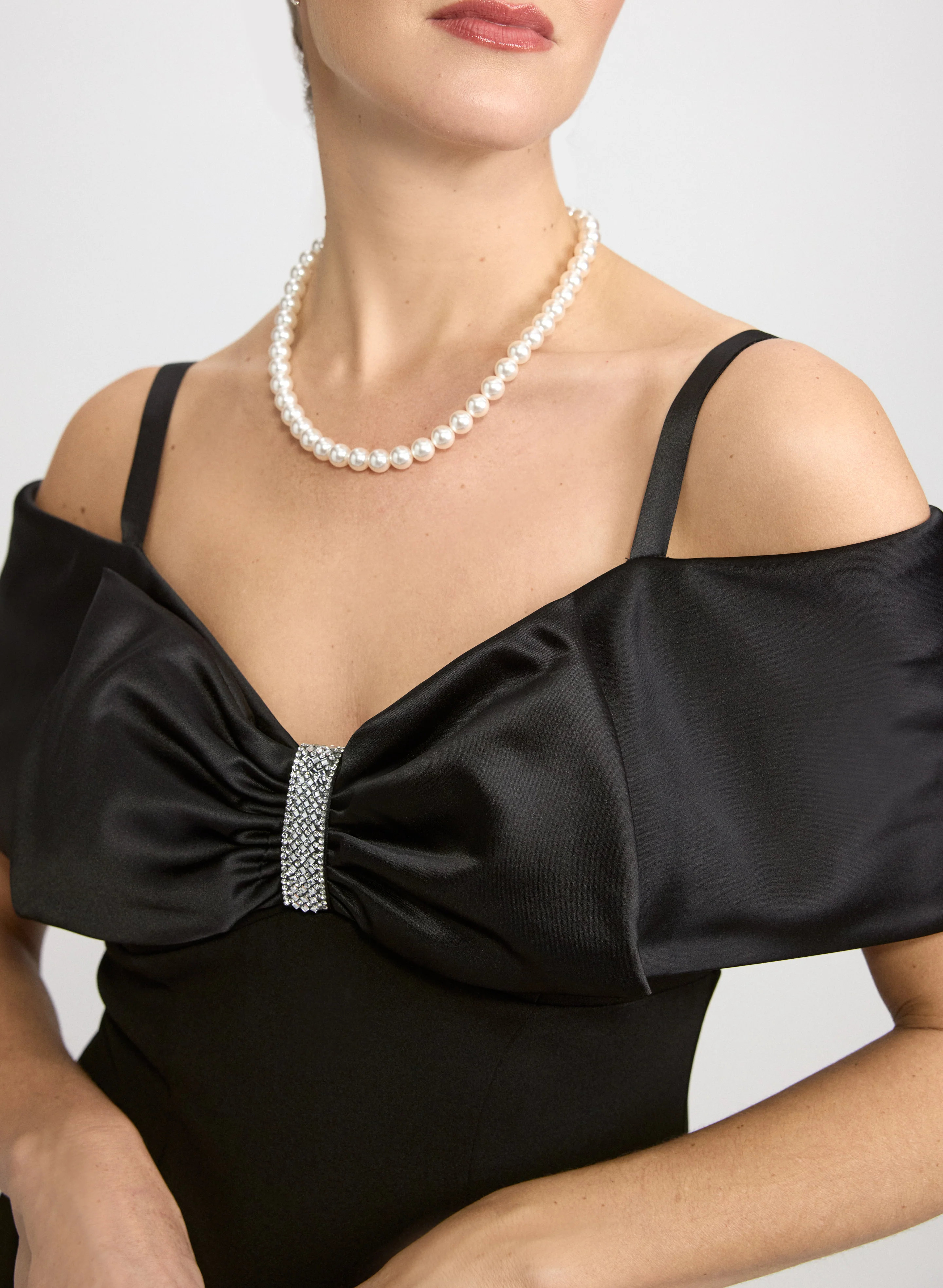 Oversized Bow Detail Dress - Image 3