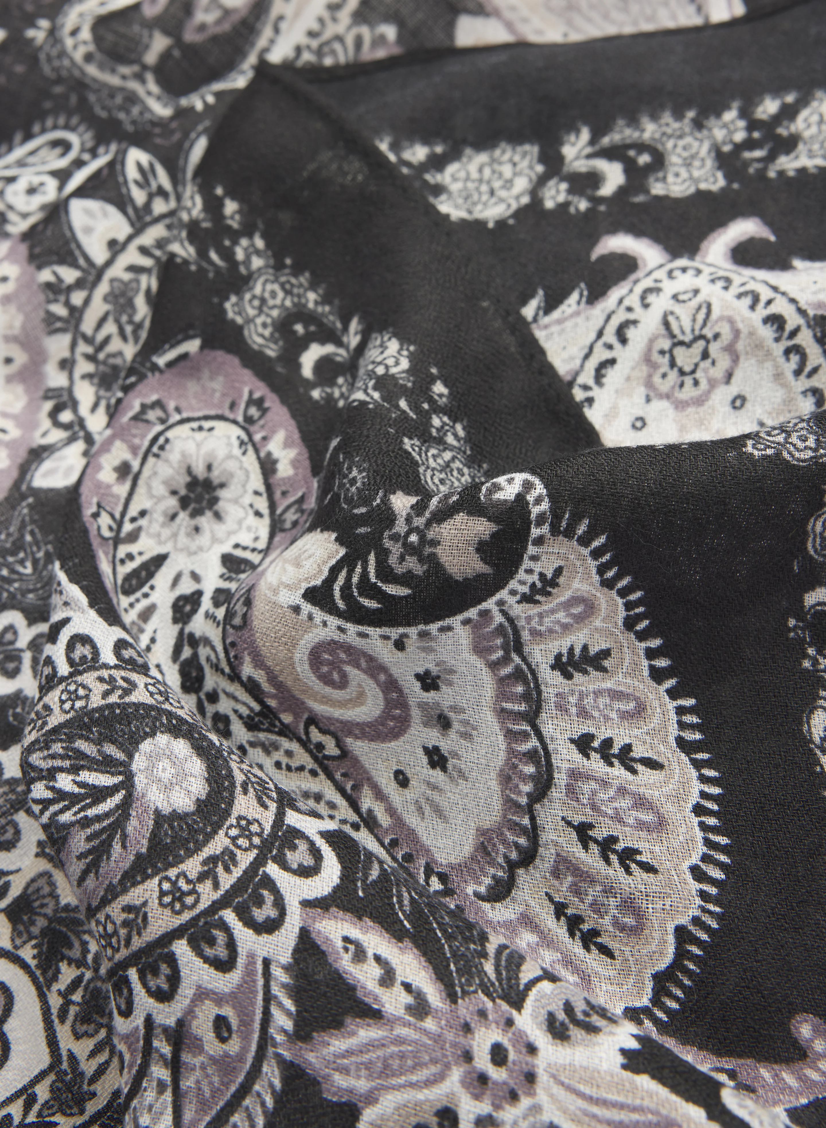 Paisley Scarf - Image 2