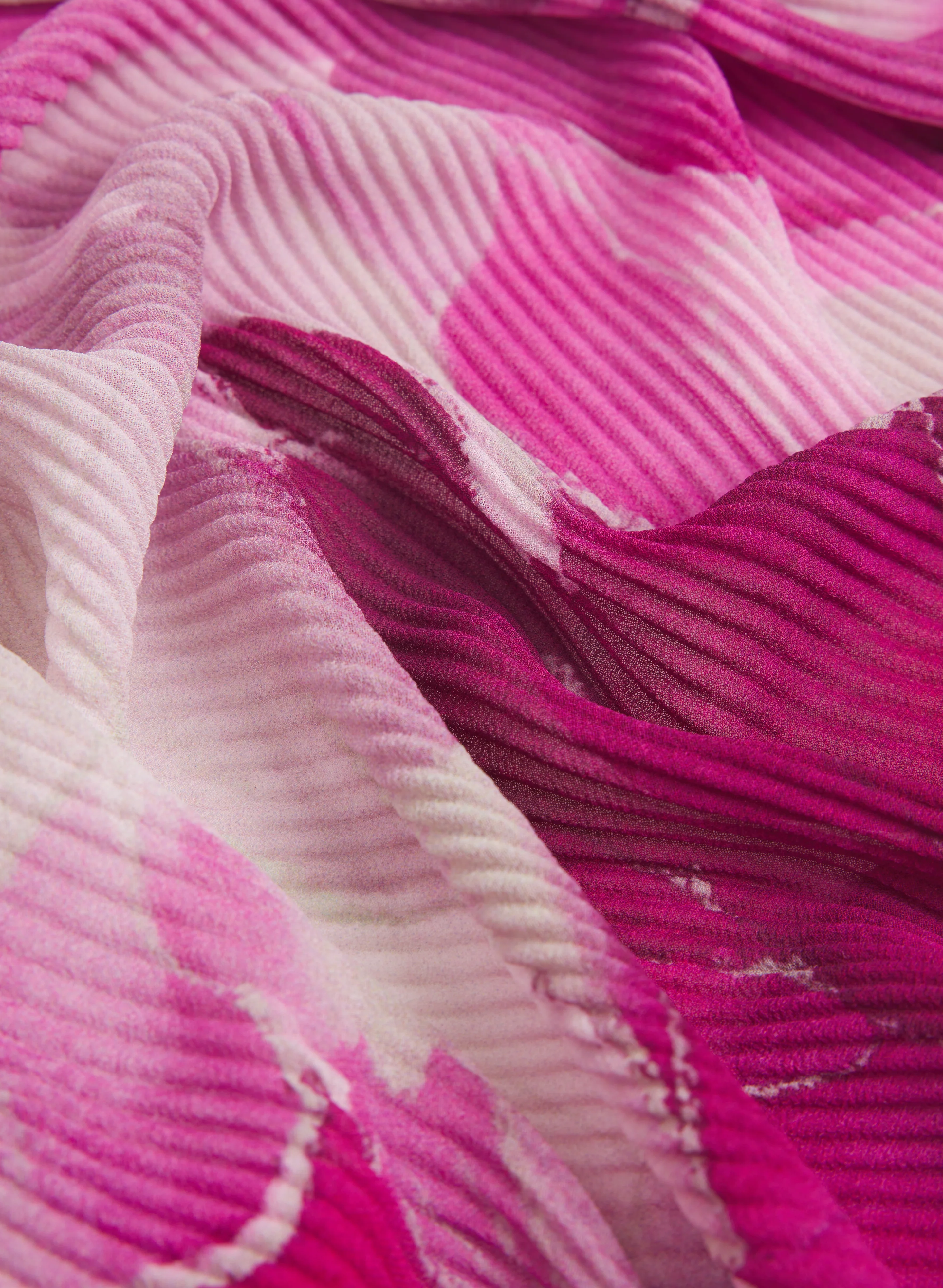 Pleated Floral Scarf - Image 2