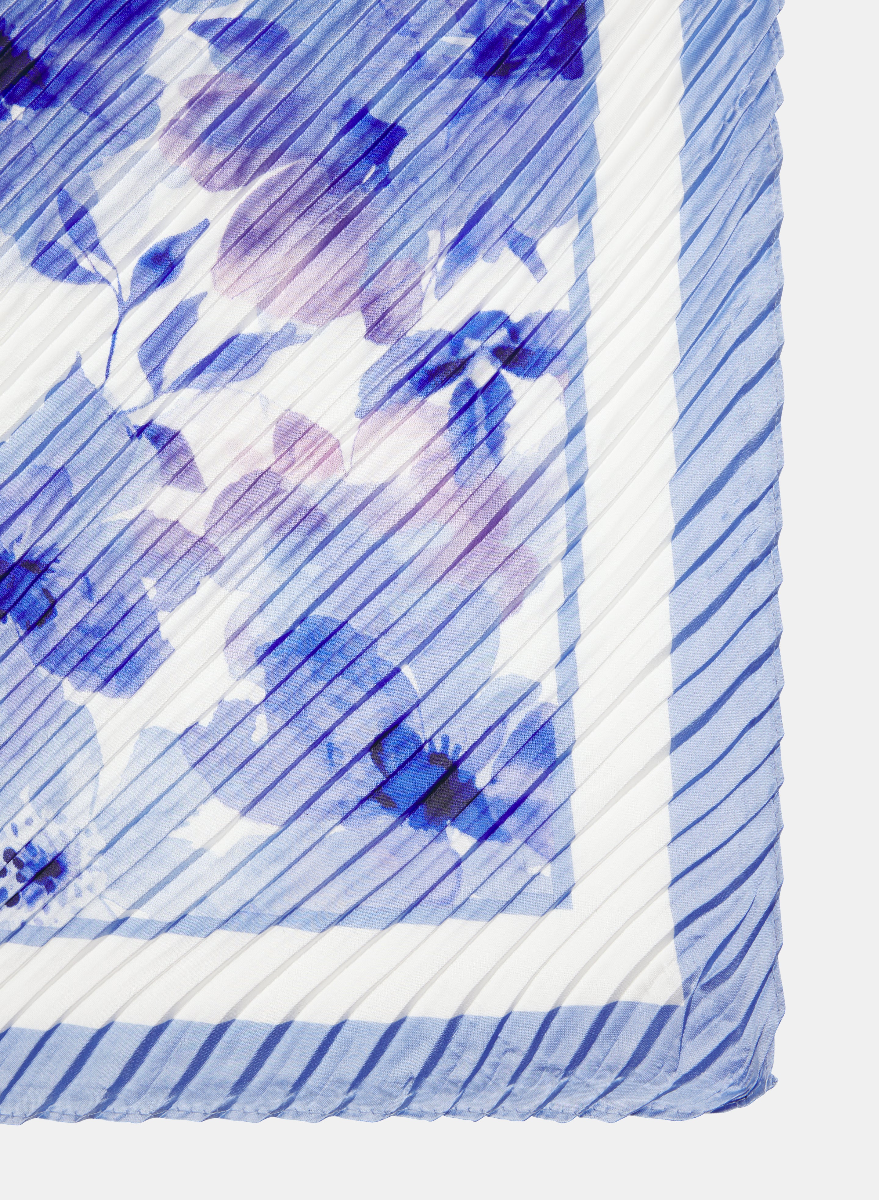 Pleated Floral Scarf - Image 3