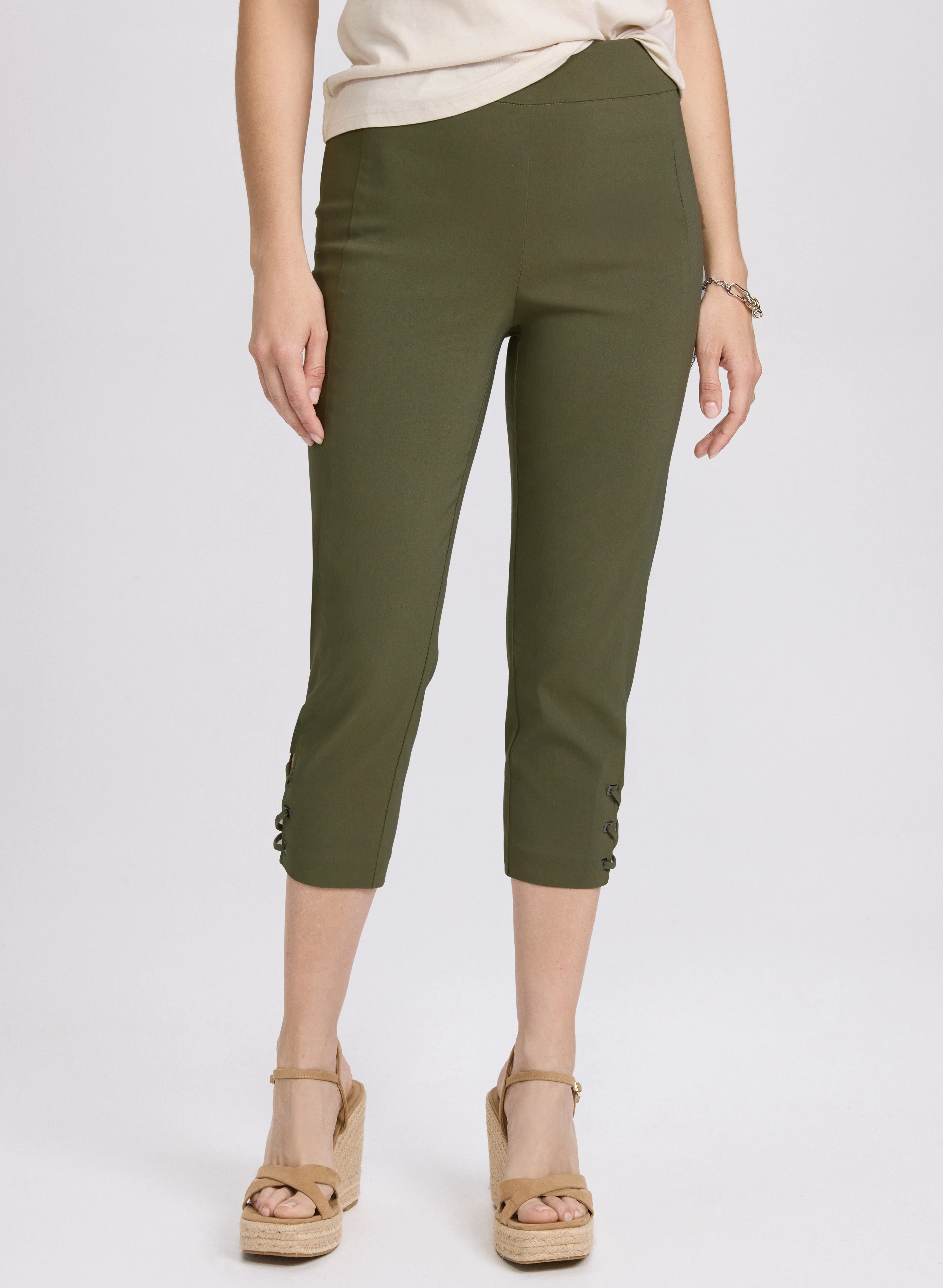 Pull-On Bengaline Capris
