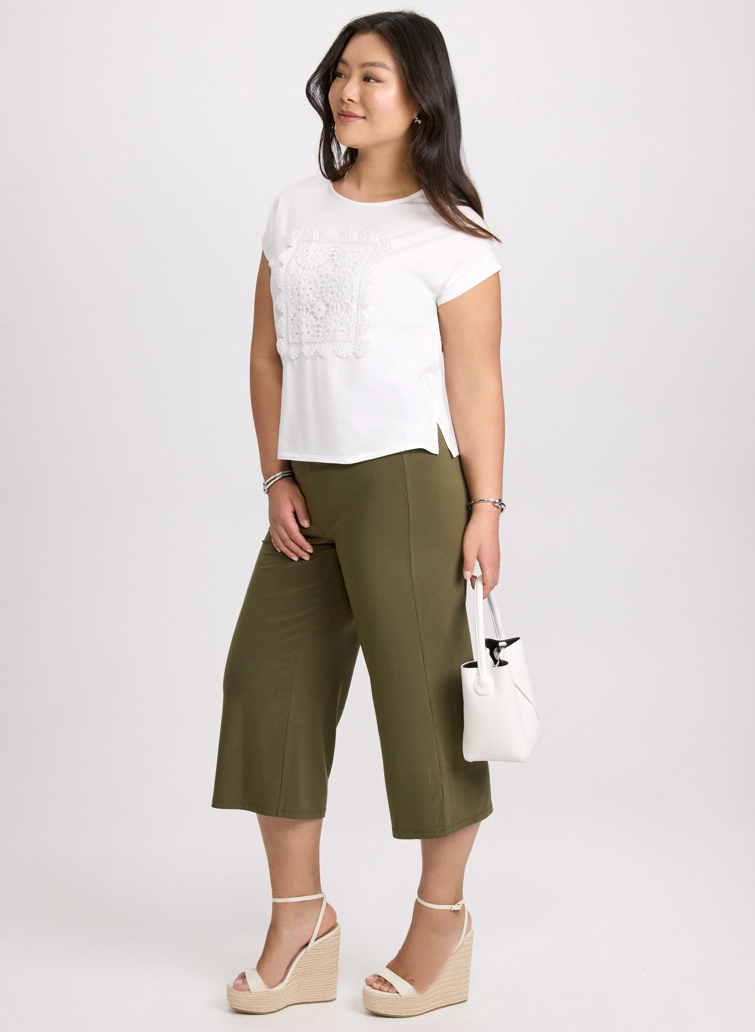Side Slit Pull-On Capris - Image 5